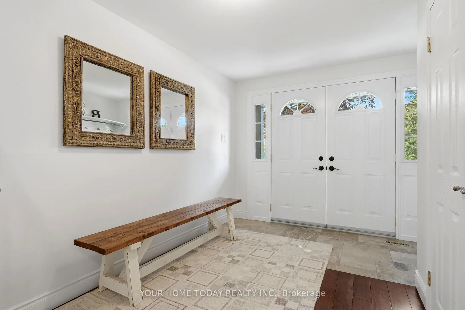 Photo 5 of 39 Eleanor Crescent, Halton Hills, Georgetown — HOMEH
