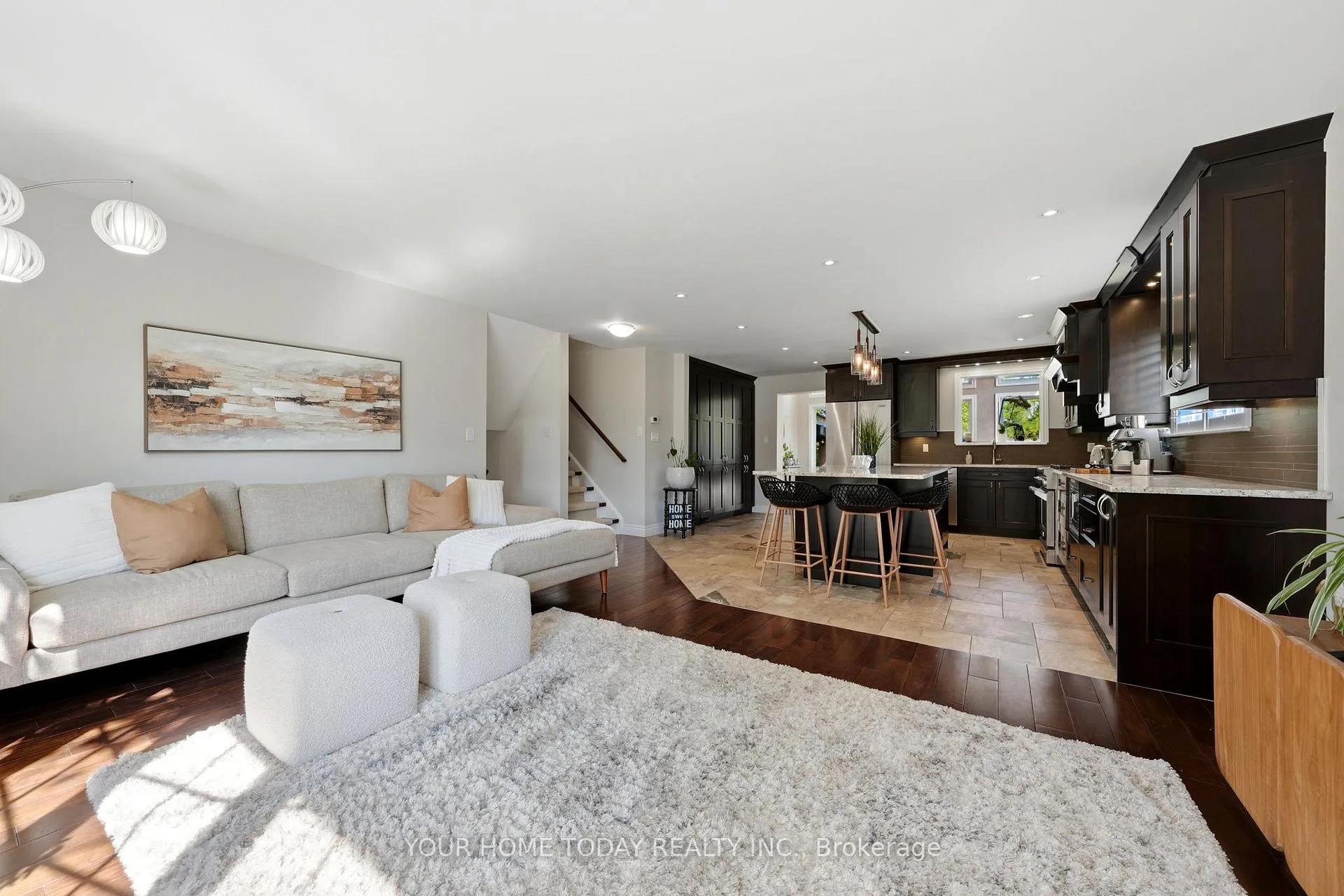 Photo 16 of 39 Eleanor Crescent, Halton Hills, Georgetown — HOMEH