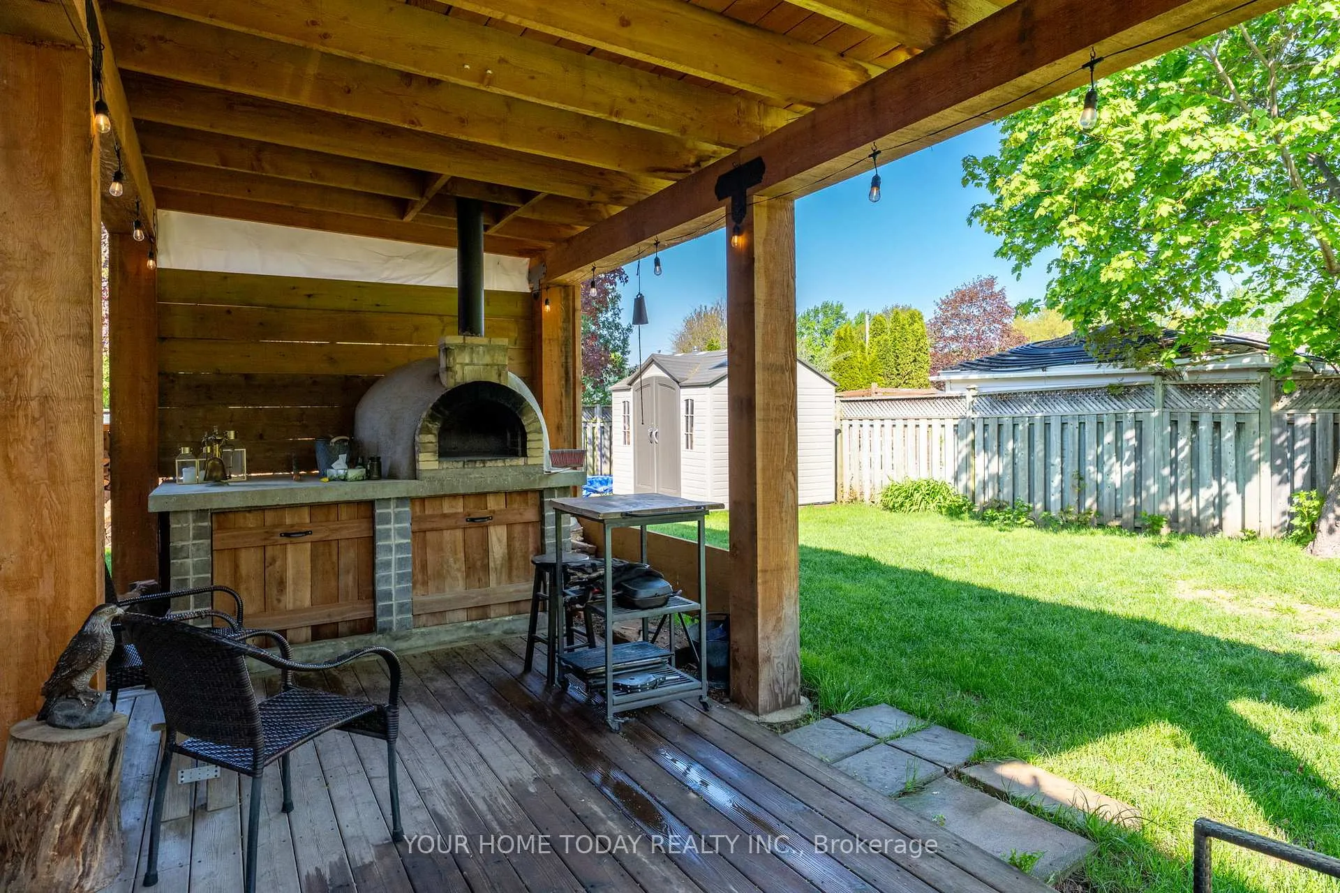 Photo 35 of 39 Eleanor Crescent, Halton Hills, Georgetown — HOMEH