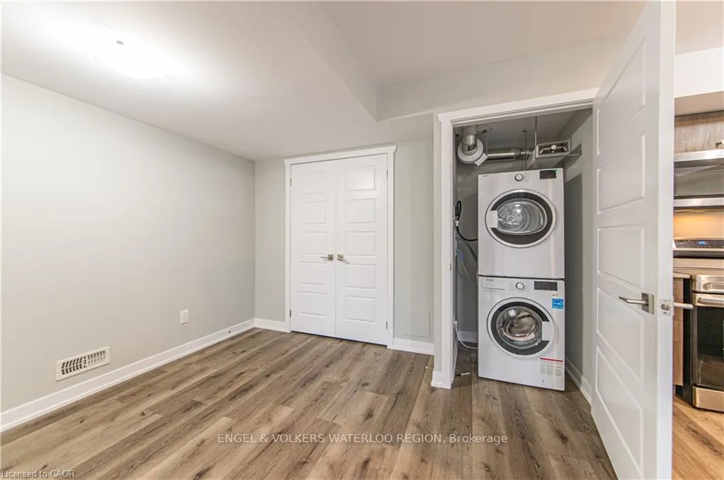 Photo 6 of Unit B9, 1331 Countrystone Drive, Kitchener — HOMEH