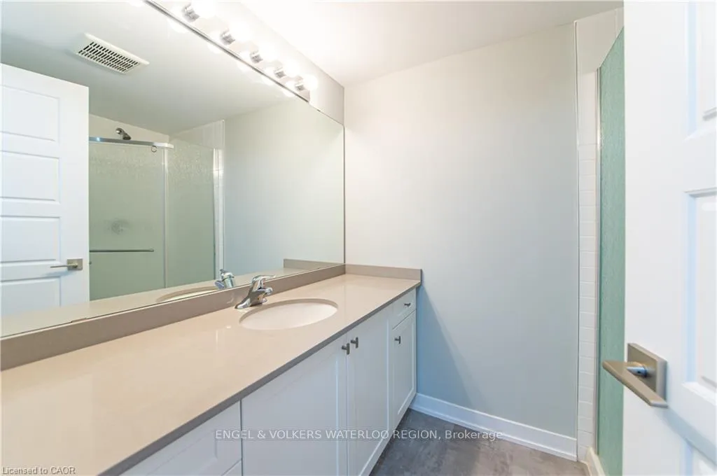 Photo 11 of Unit B9, 1331 Countrystone Drive, Kitchener — HOMEH