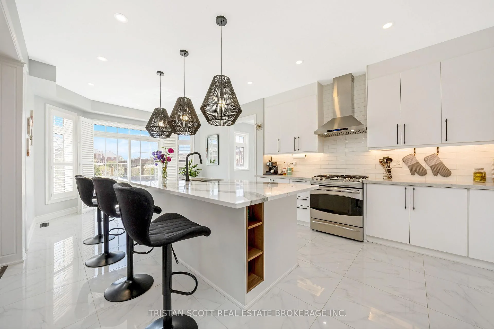 Photo 7 of 606 Nairn Circle, Milton, Scott — HOMEH