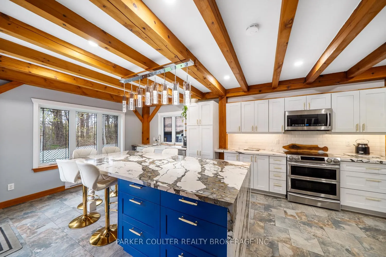 Photo 17 of 685 Park Road, Innisfil, Alcona — HOMEH