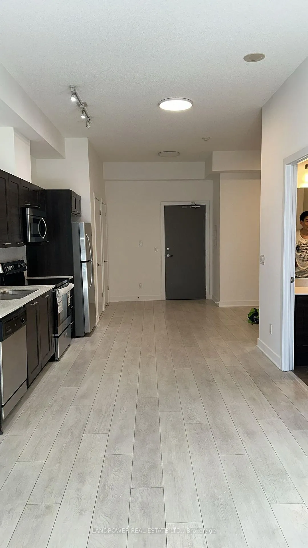 Photo 3 of Unit 207, 169 Fort York Boulevard, Toronto, Waterfront Communities — HOMEH