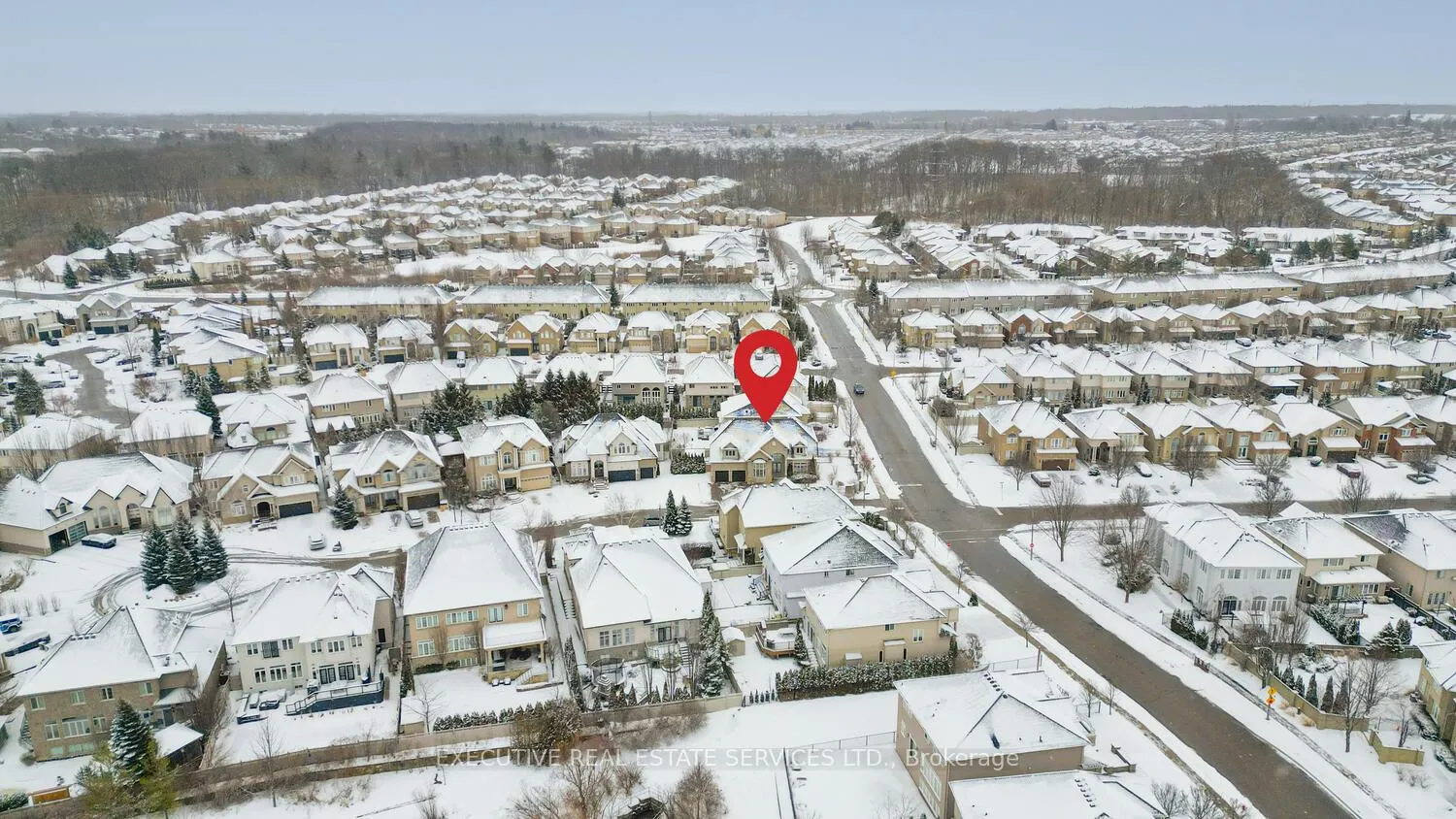 Photo 3 of 4 Berkshire Place, Hamilton, Ancaster — HOMEH