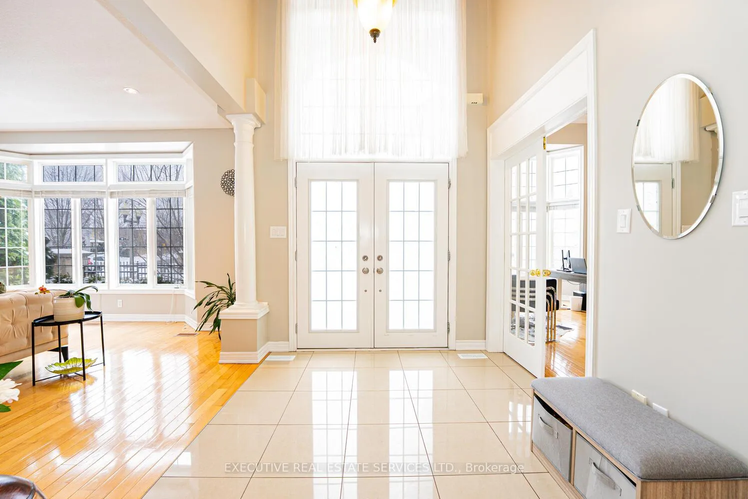 Photo 7 of 4 Berkshire Place, Hamilton, Ancaster — HOMEH