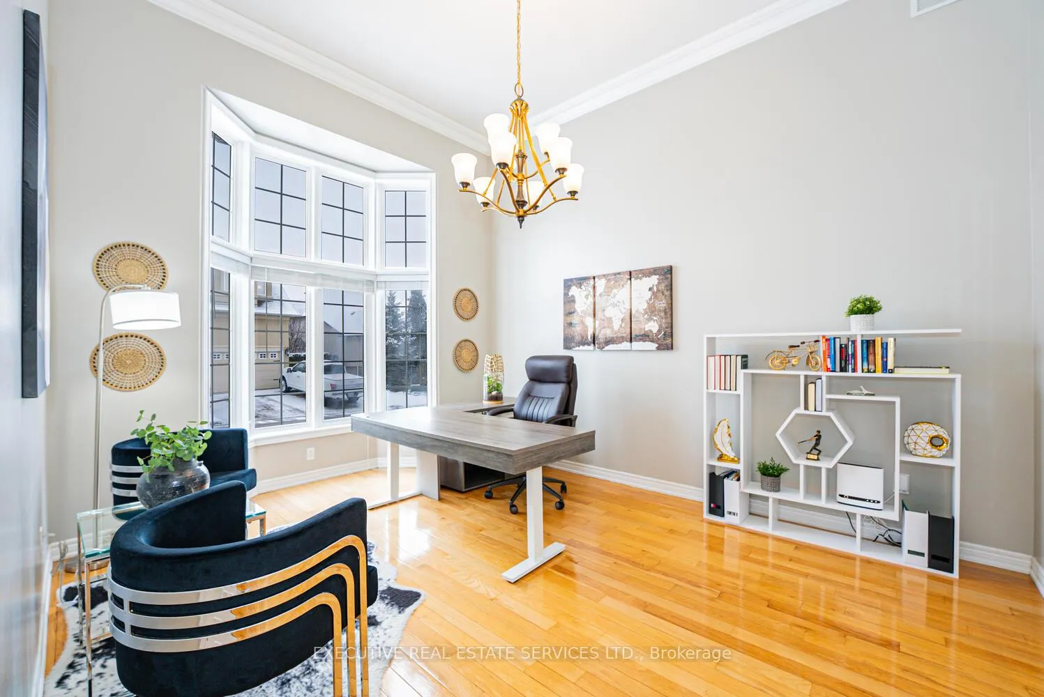 Photo 8 of 4 Berkshire Place, Hamilton, Ancaster — HOMEH