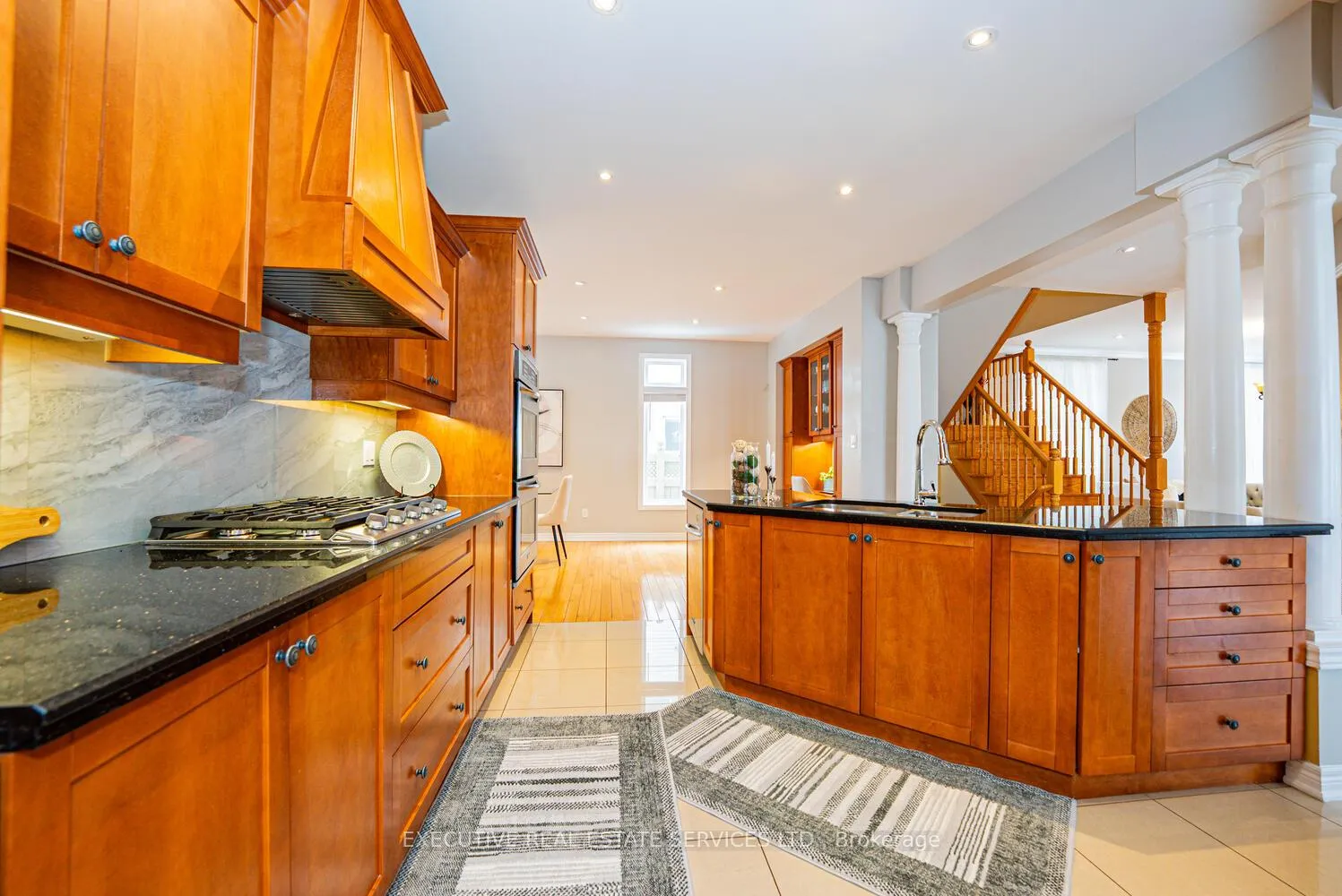 Photo 14 of 4 Berkshire Place, Hamilton, Ancaster — HOMEH