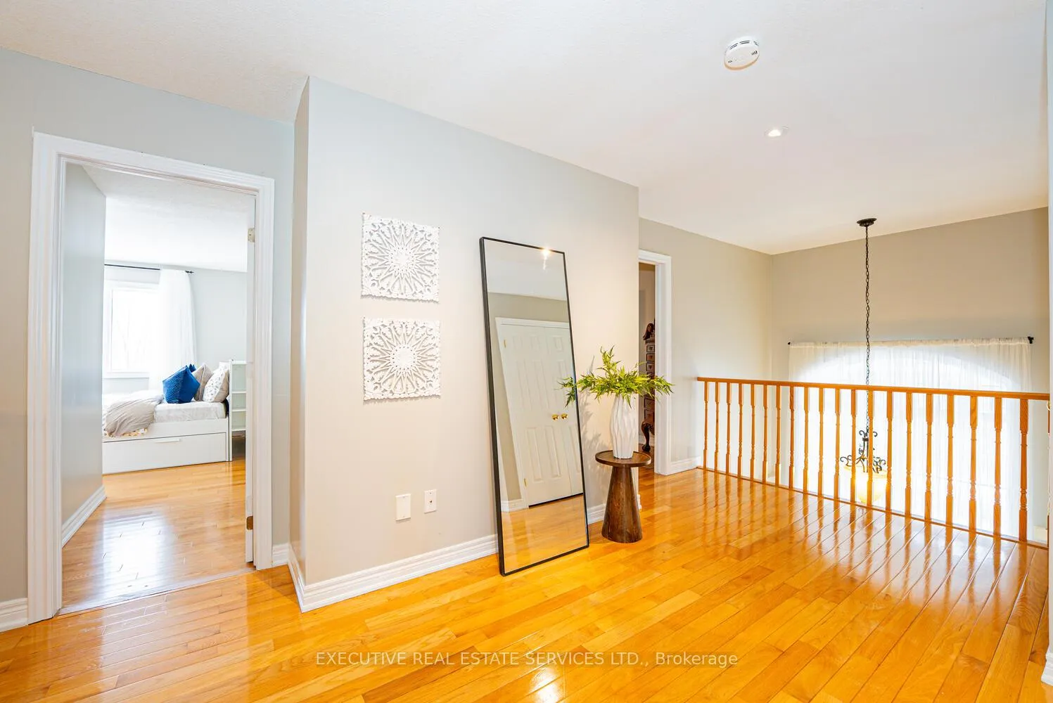 Photo 35 of 4 Berkshire Place, Hamilton, Ancaster — HOMEH