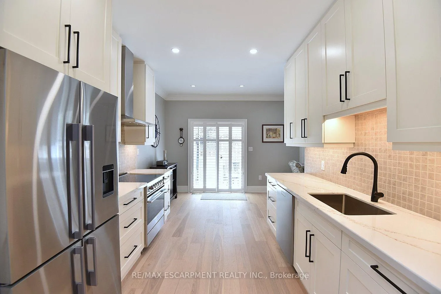 Photo 10 of 49 Riveroaks Drive, Hamilton, Twenty Place — HOMEH