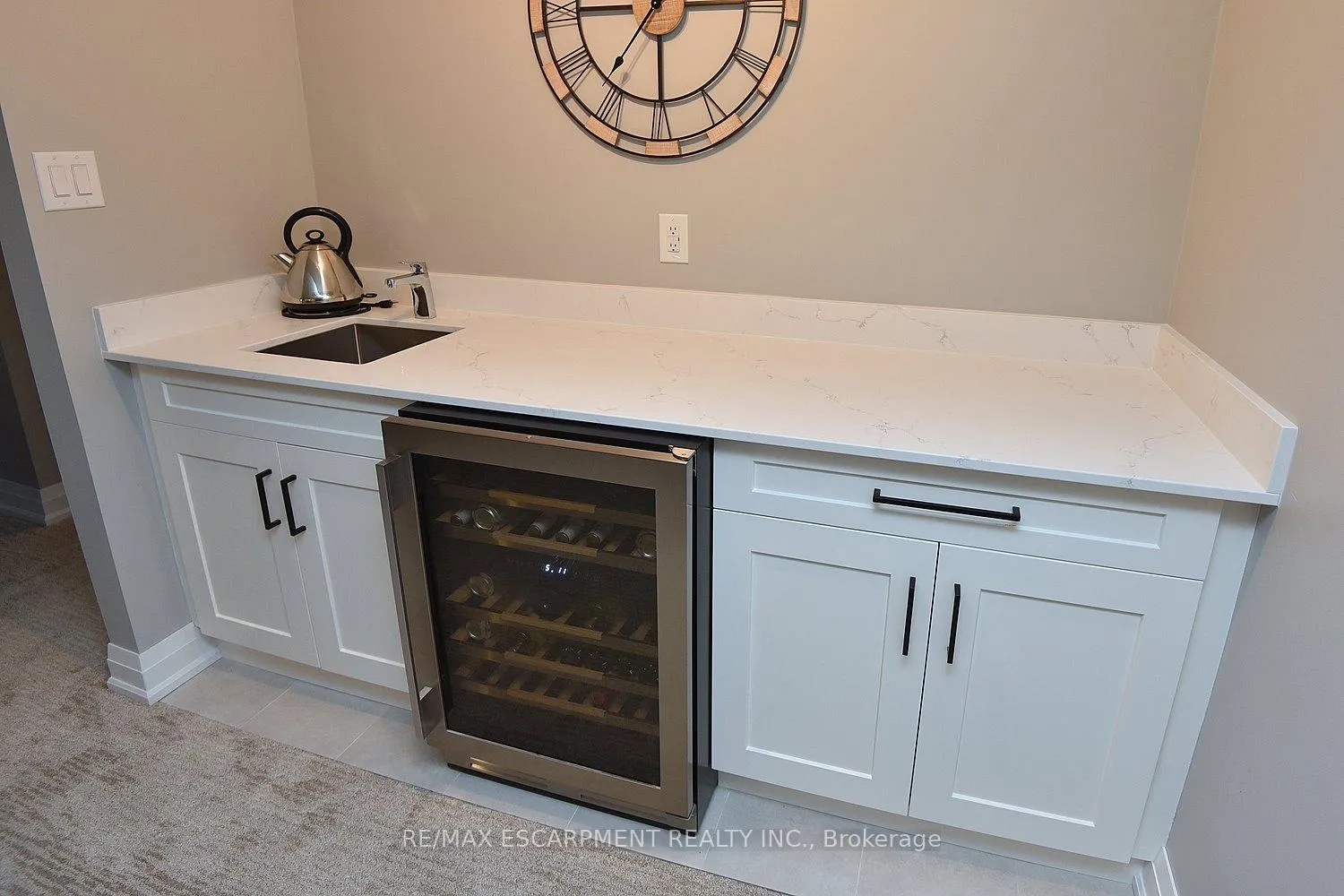 Photo 27 of 49 Riveroaks Drive, Hamilton, Twenty Place — HOMEH