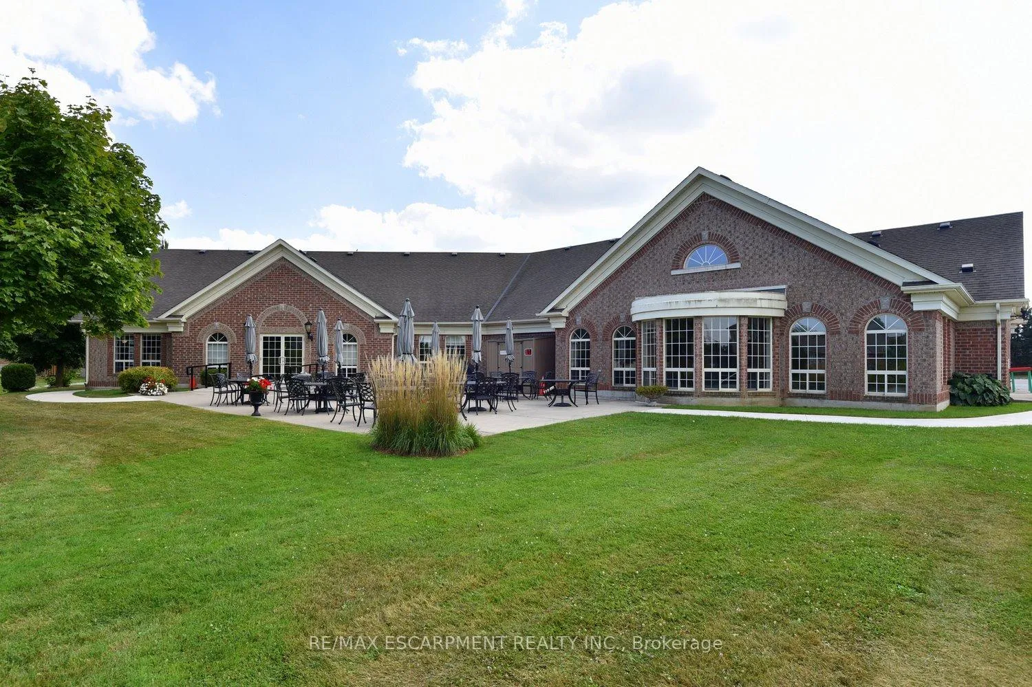 Photo 43 of 49 Riveroaks Drive, Hamilton, Twenty Place — HOMEH