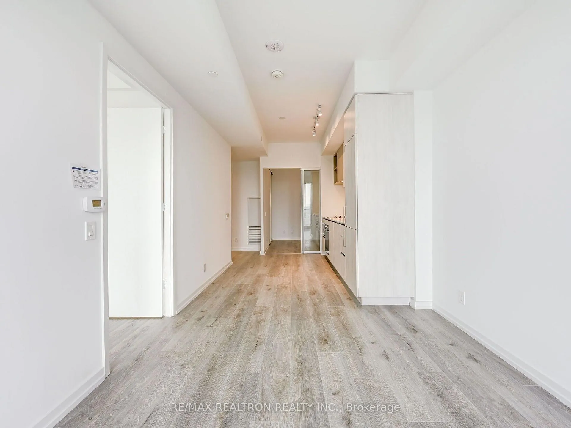 Photo 8 of Unit 1508, 7890 Jane Street, Vaughan, Vaughan Corporate Centre — HOMEH