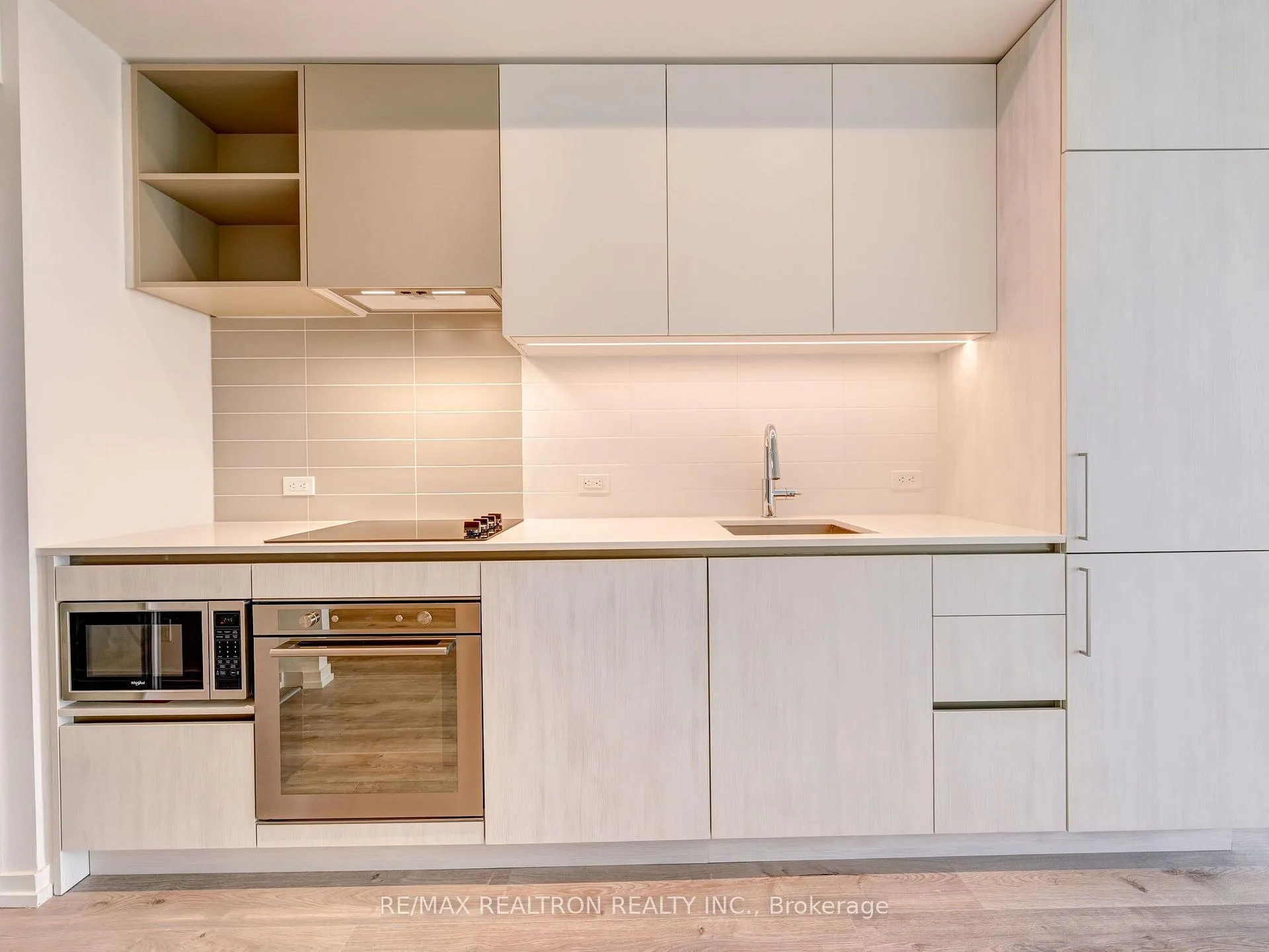 Photo 10 of Unit 1508, 7890 Jane Street, Vaughan, Vaughan Corporate Centre — HOMEH