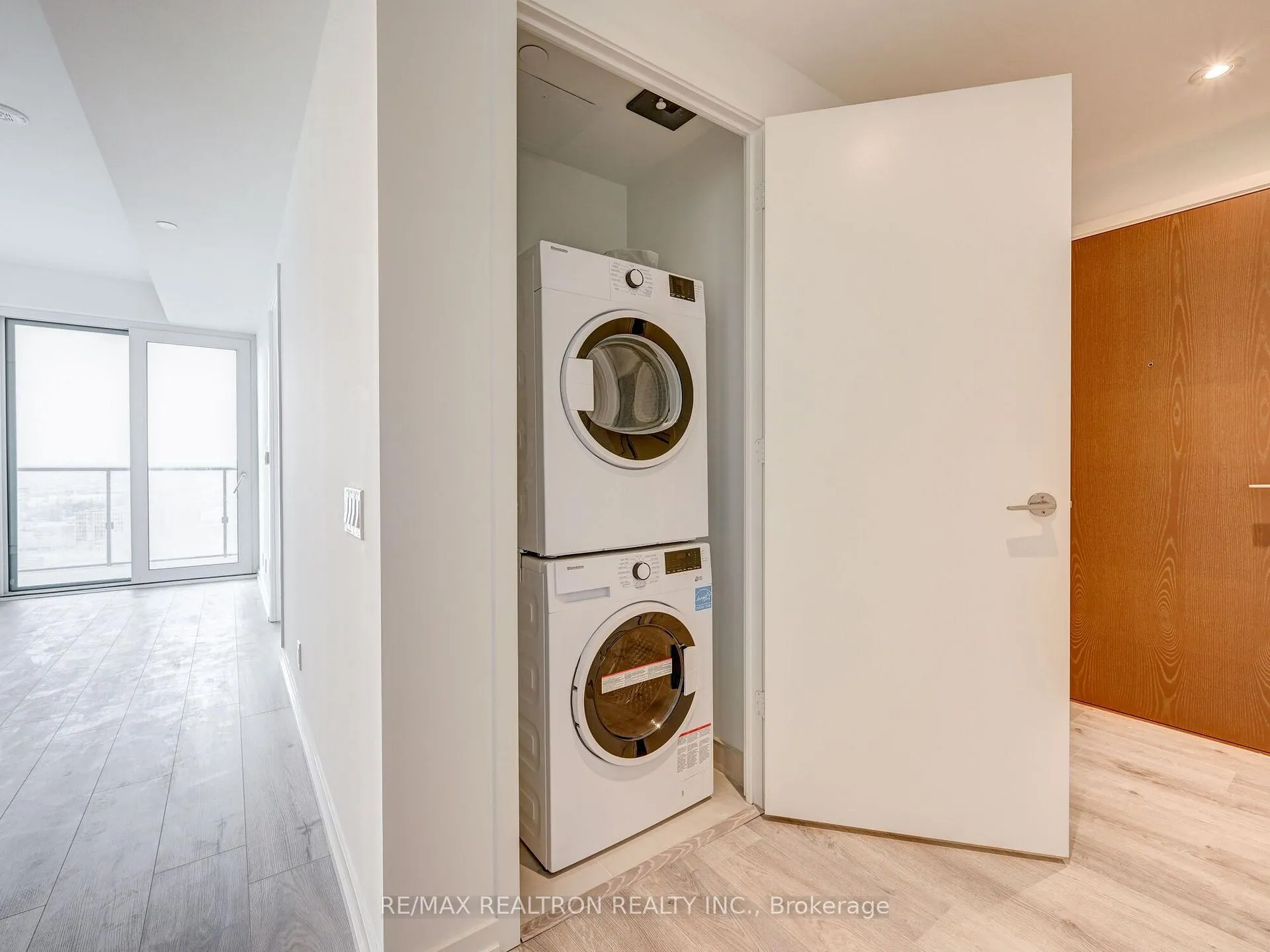 Photo 21 of Unit 1508, 7890 Jane Street, Vaughan, Vaughan Corporate Centre — HOMEH