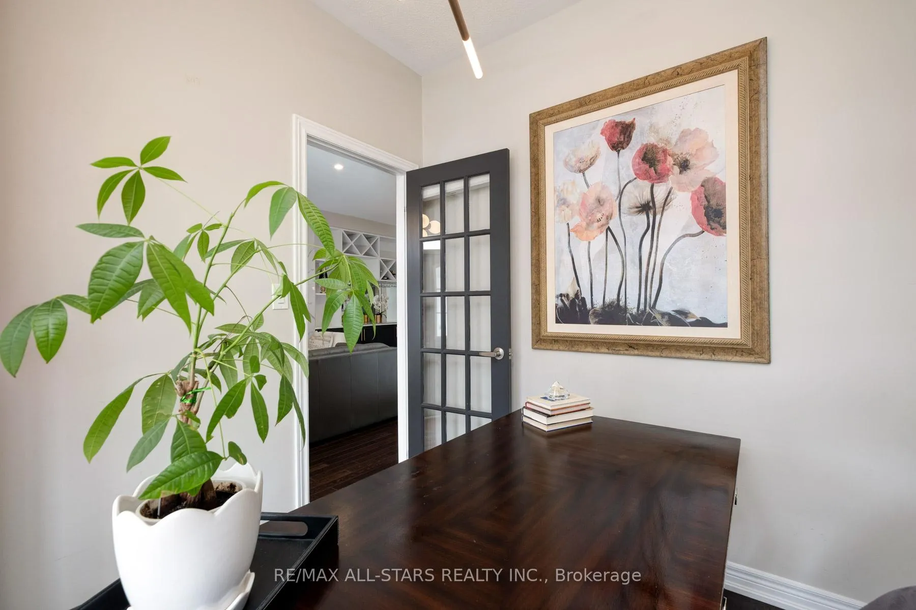 Photo 7 of 212 East's Corners Boulevard, Vaughan, Kleinburg — HOMEH