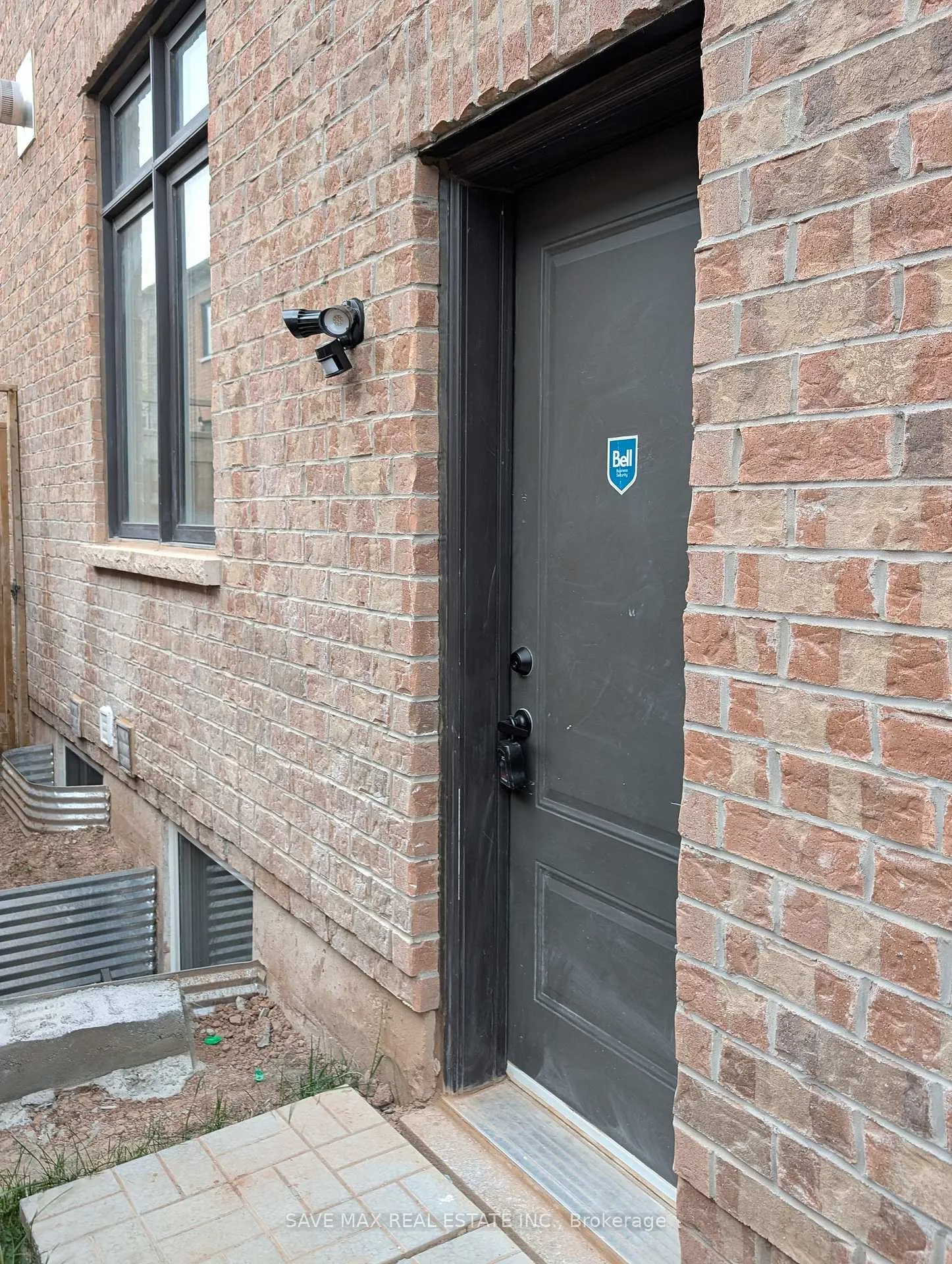 Photo 3 of Unit Basement, 2445 Charles Cornwall Road, Oakville, Glen Abbey — HOMEH