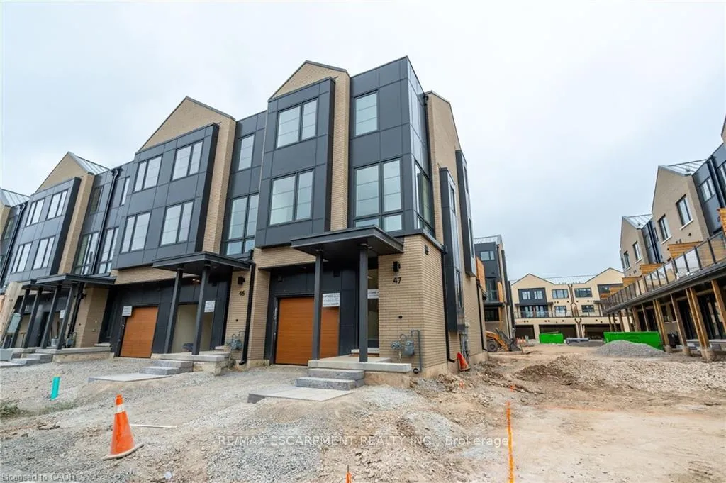 Photo 1 of Unit 47, 2273 Turnberry Road, Burlington, Rose — HOMEH