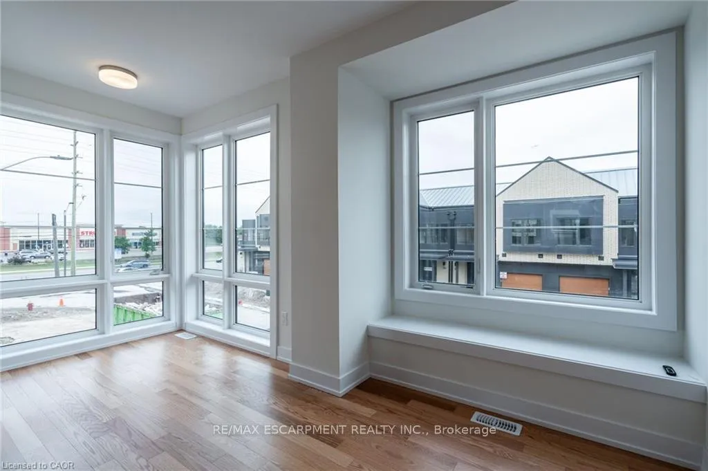 Photo 7 of Unit 47, 2273 Turnberry Road, Burlington, Rose — HOMEH