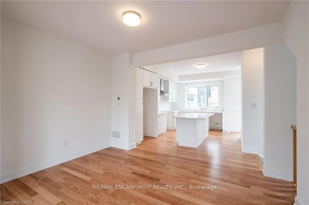 Photo 10 of Unit 47, 2273 Turnberry Road, Burlington, Rose — HOMEH
