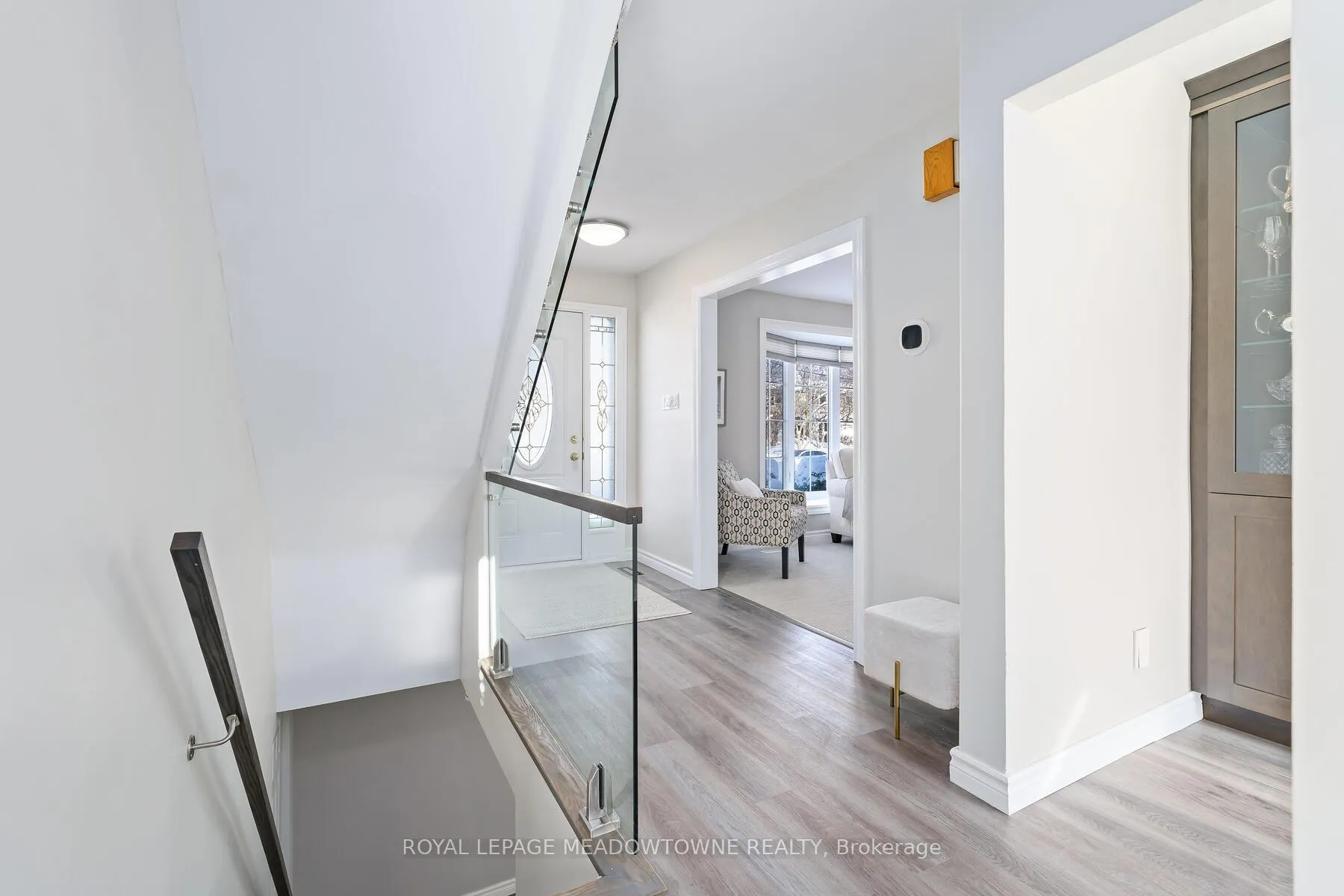 Photo 7 of 29 Stockman Crescent, Halton Hills, Georgetown — HOMEH