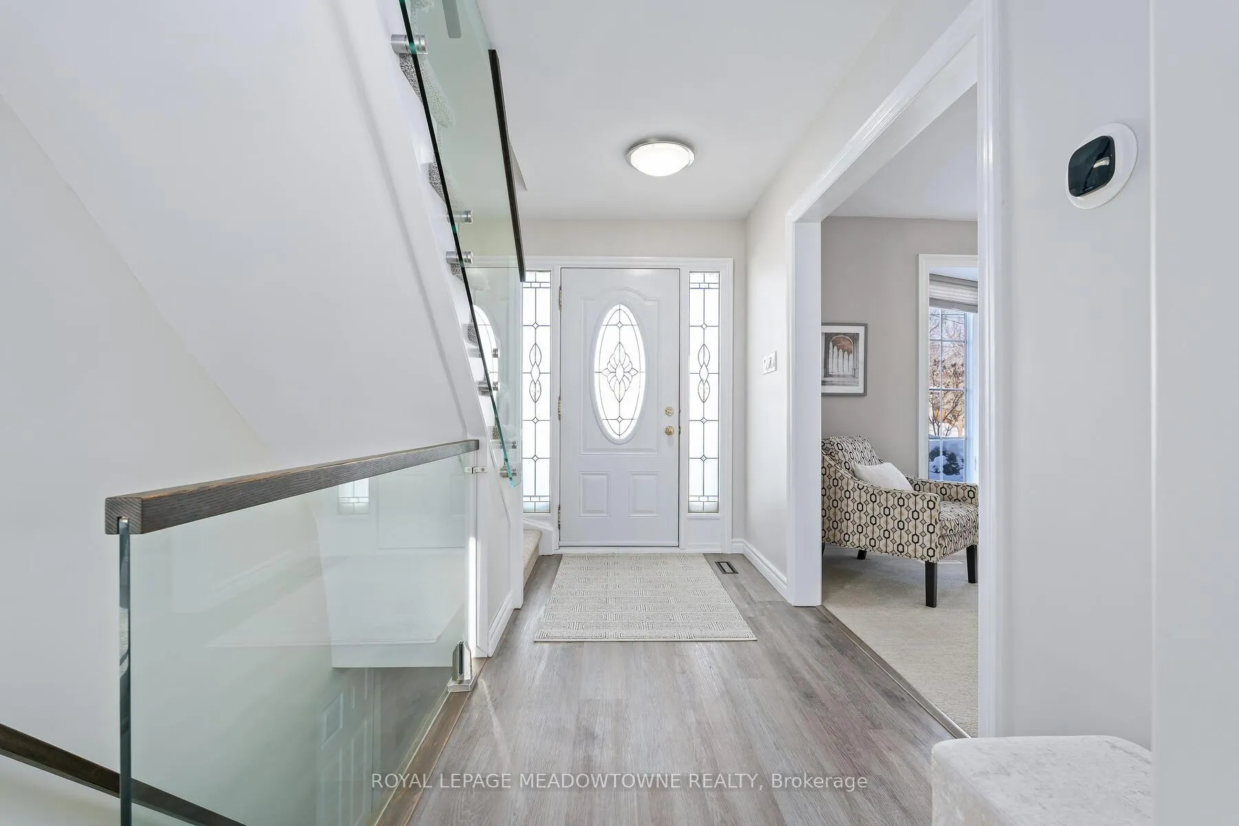Photo 8 of 29 Stockman Crescent, Halton Hills, Georgetown — HOMEH