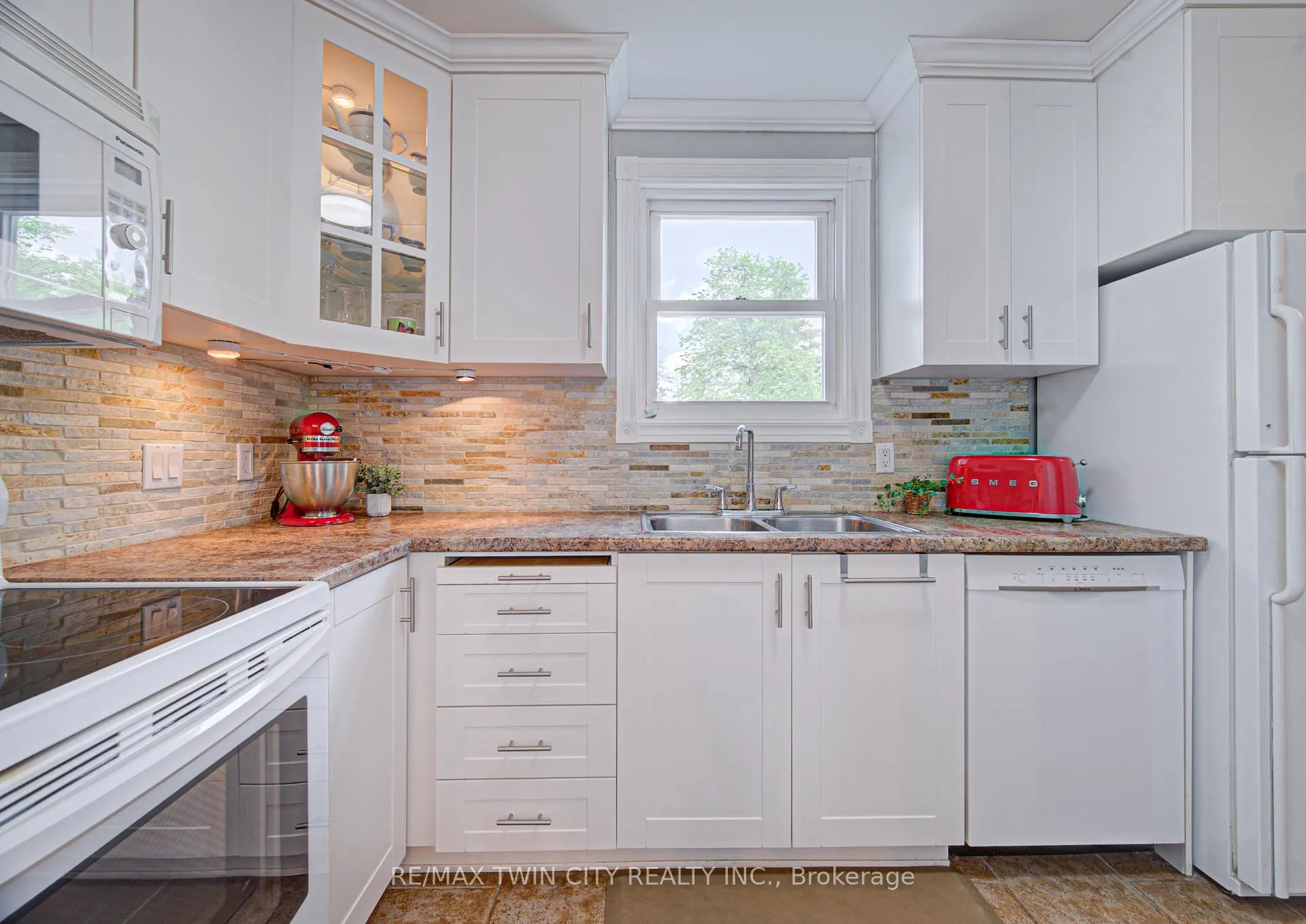 Photo 5 of Unit 26, 175 Cedar Street, Cambridge, Southwood - Kinbridge — HOMEH