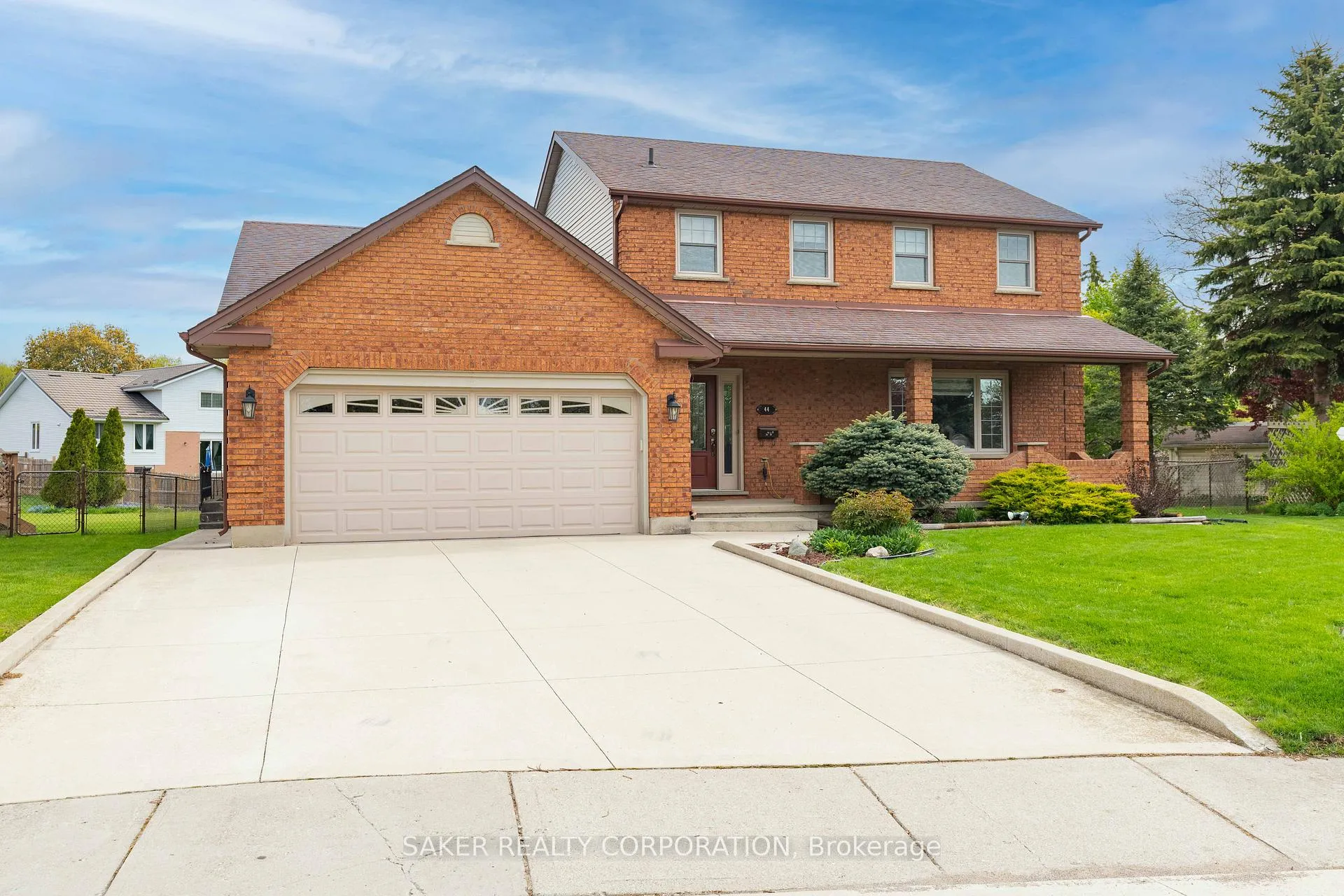 Photo 1 of 44 Golfview Crescent, London, South Q — HOMEH
