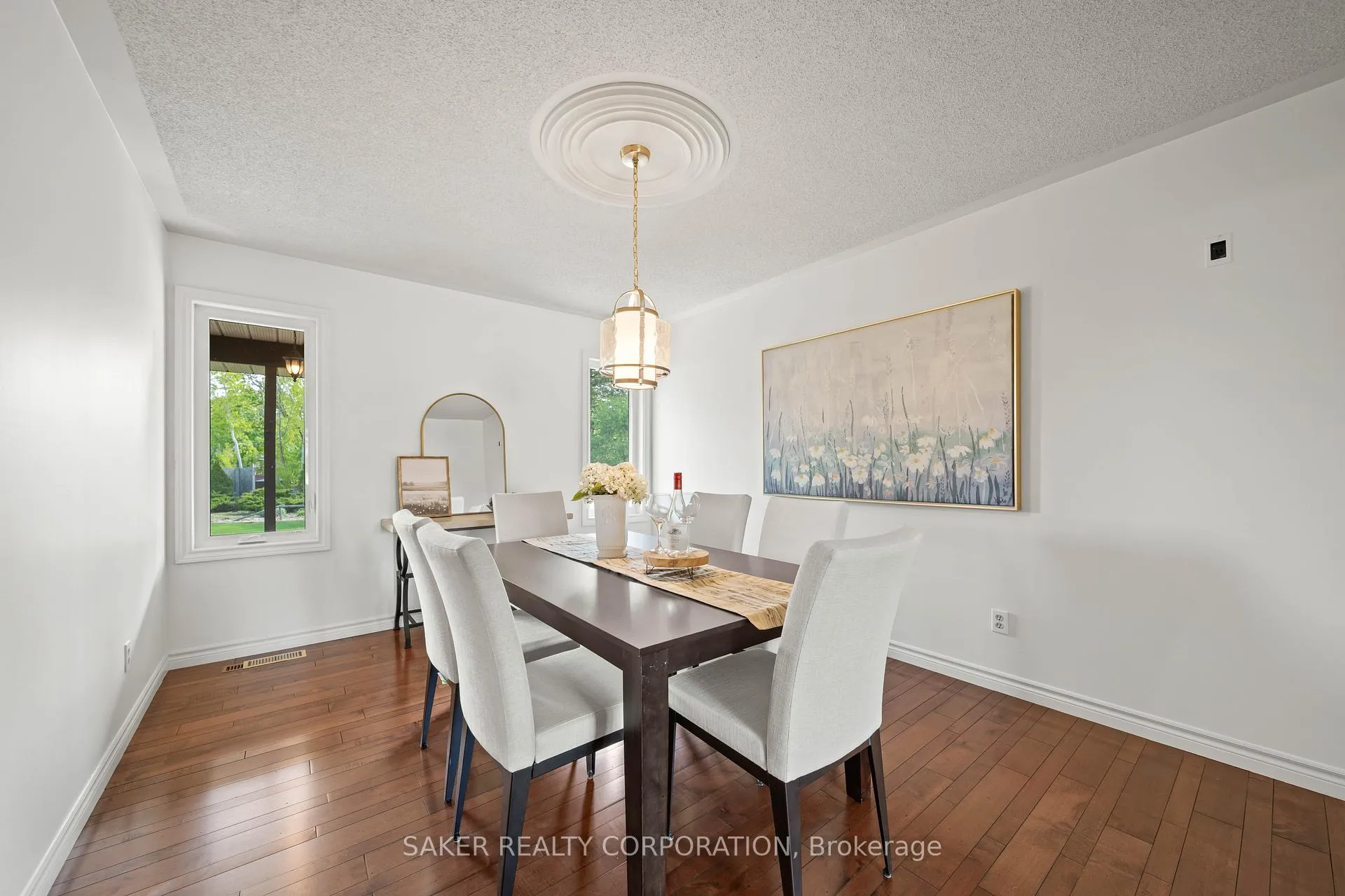 Photo 20 of 44 Golfview Crescent, London, South Q — HOMEH