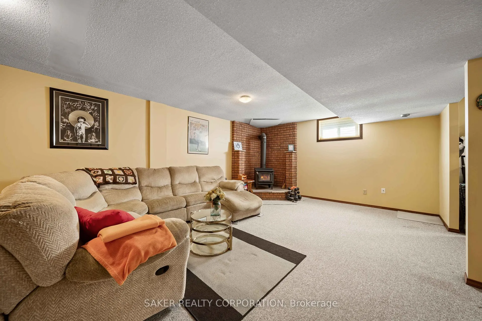 Photo 43 of 44 Golfview Crescent, London, South Q — HOMEH