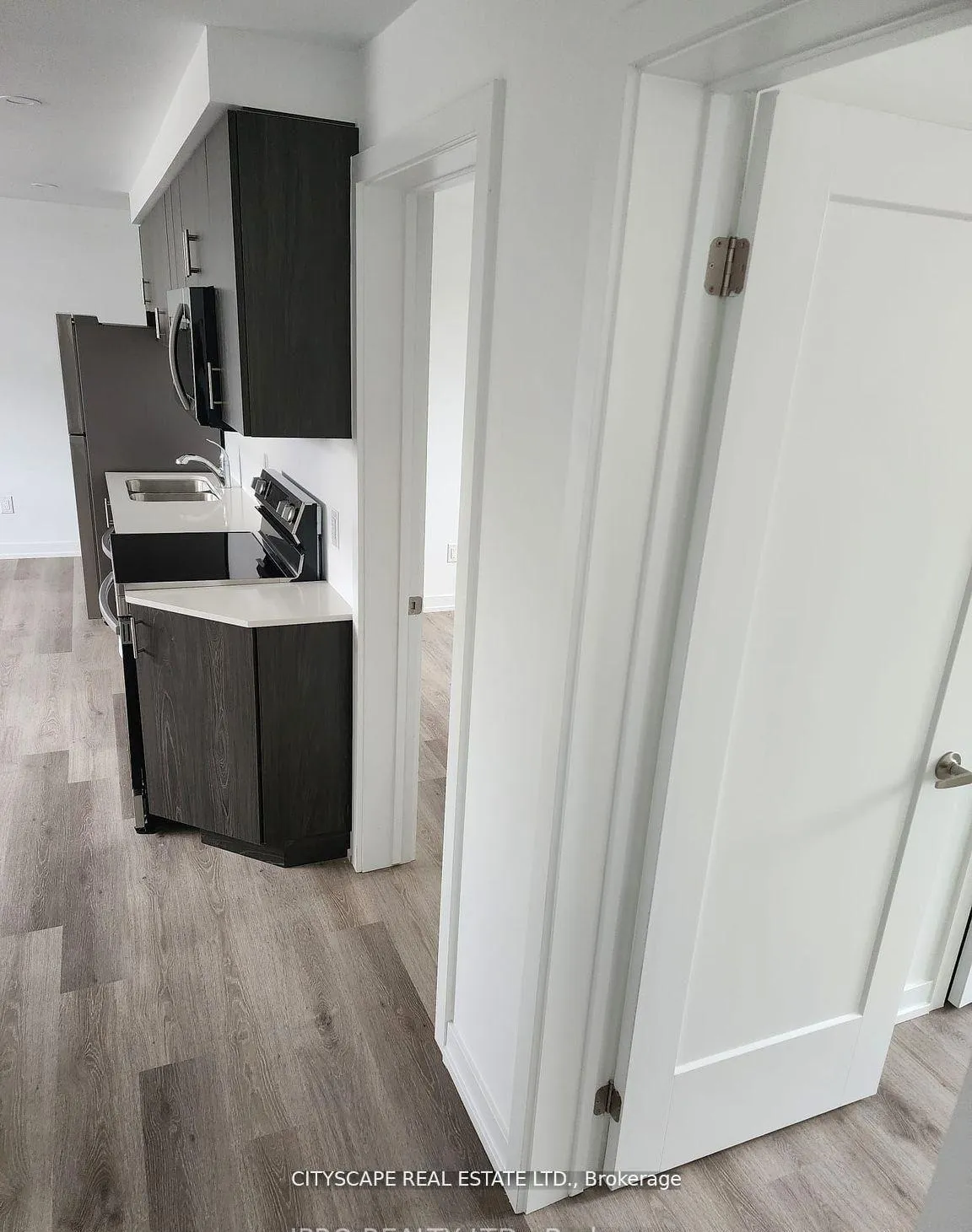 Photo 5 of Unit 814, 4263 Fourth Avenue, Niagara Falls, Downtown — HOMEH