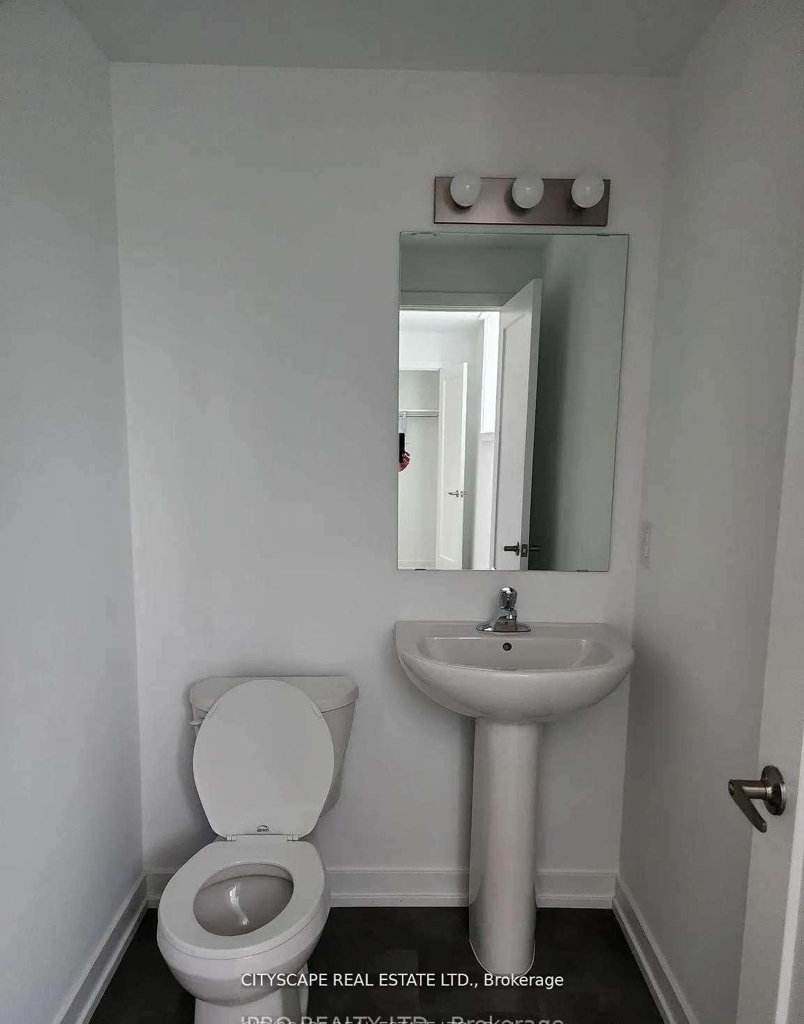 Photo 10 of Unit 814, 4263 Fourth Avenue, Niagara Falls, Downtown — HOMEH