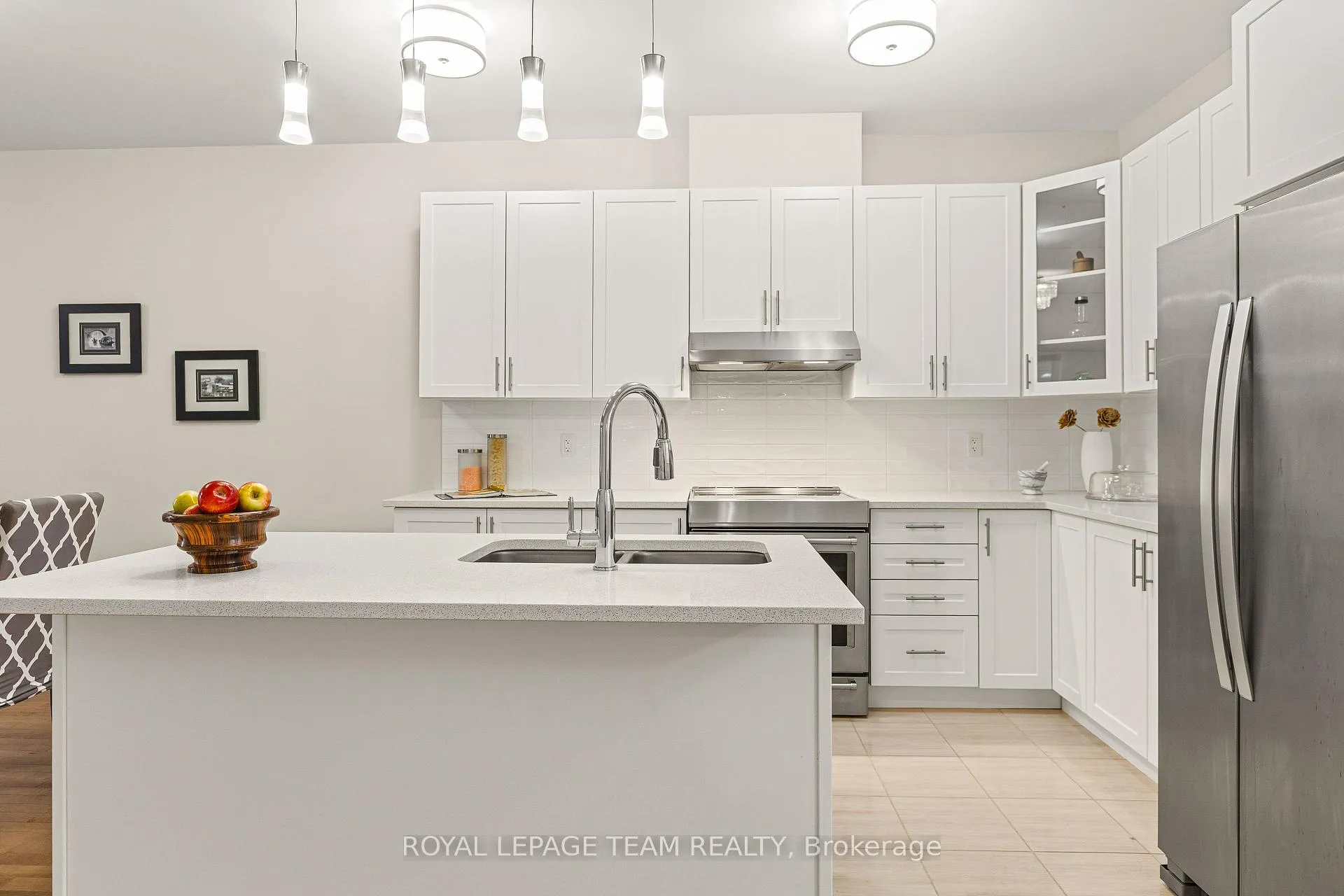Photo 11 of 773 Coast Circle, Ottawa, Mahogany Community — HOMEH