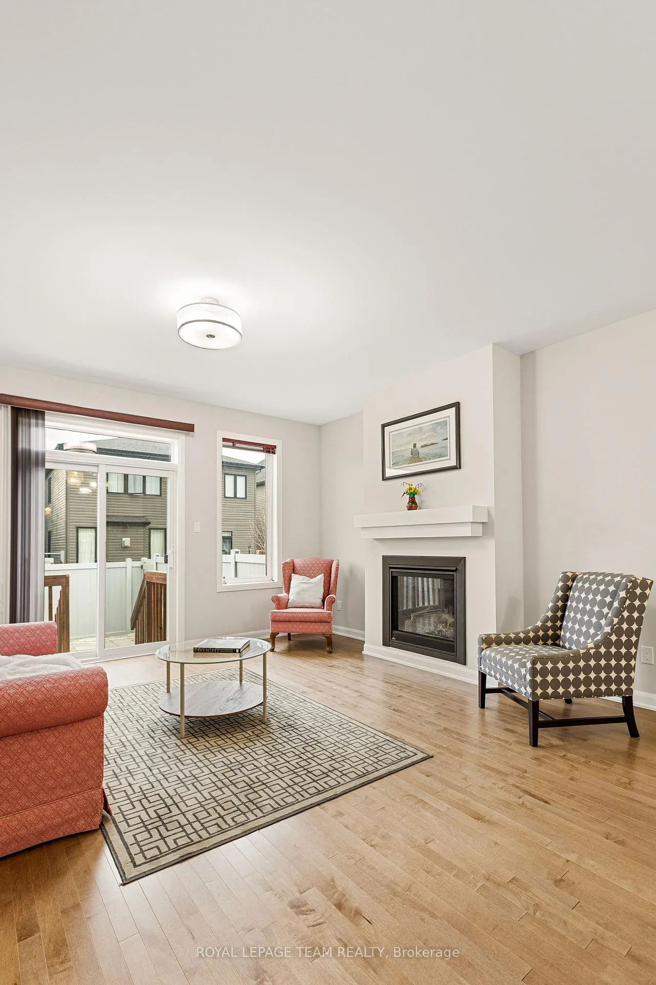 Photo 16 of 773 Coast Circle, Ottawa, Mahogany Community — HOMEH