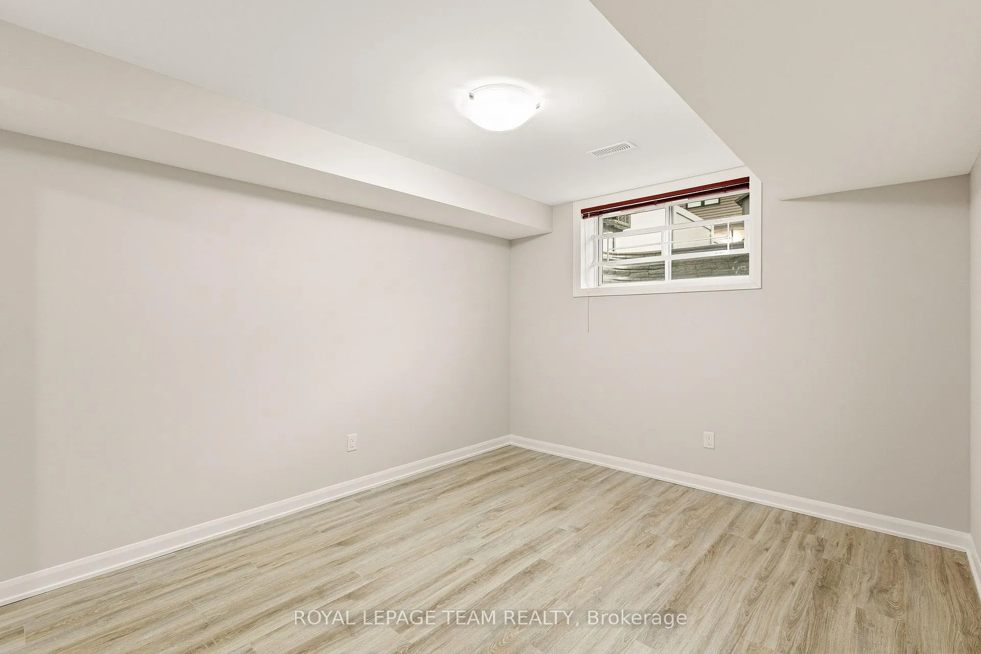 Photo 31 of 773 Coast Circle, Ottawa, Mahogany Community — HOMEH