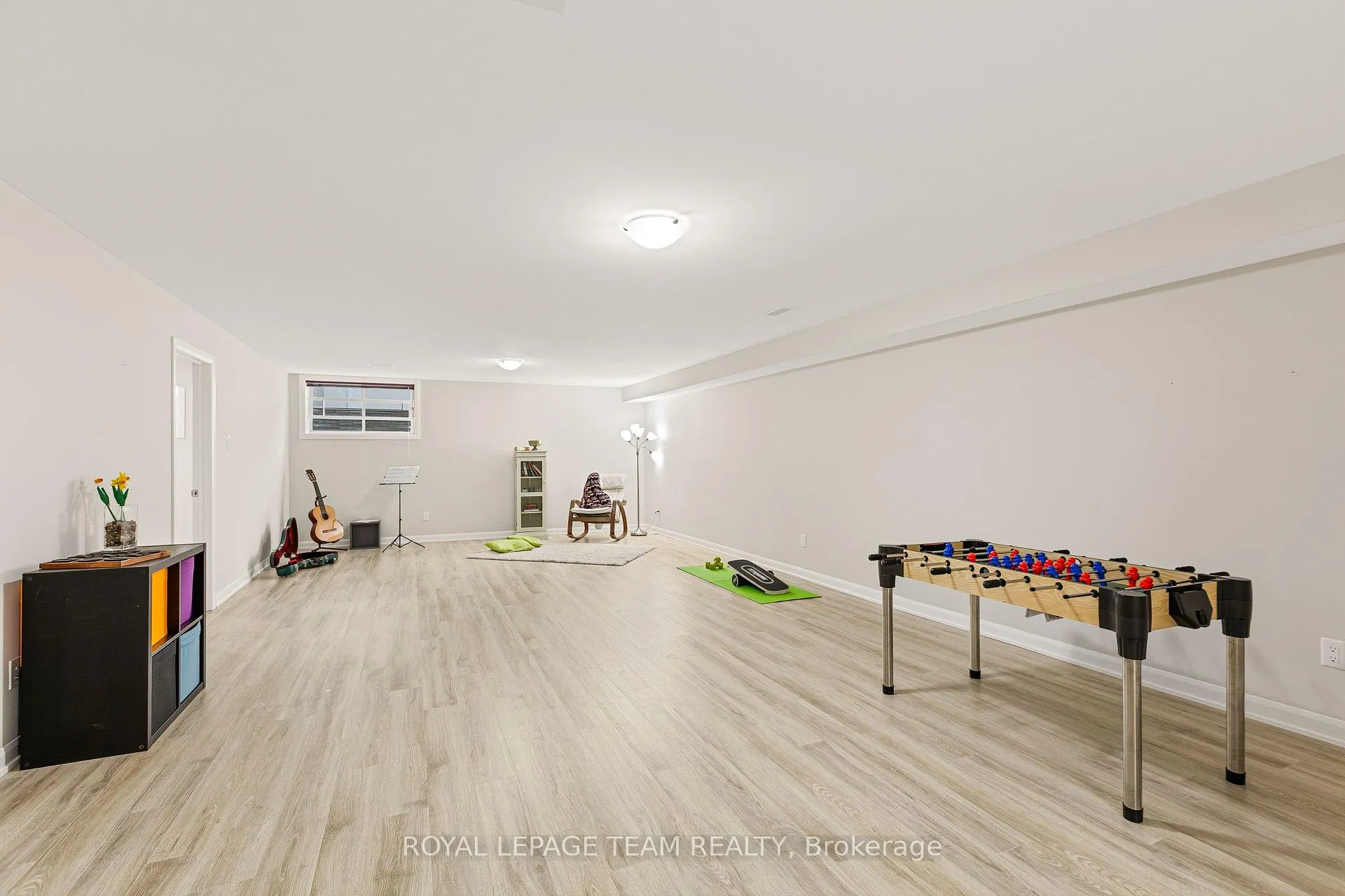 Photo 35 of 773 Coast Circle, Ottawa, Mahogany Community — HOMEH