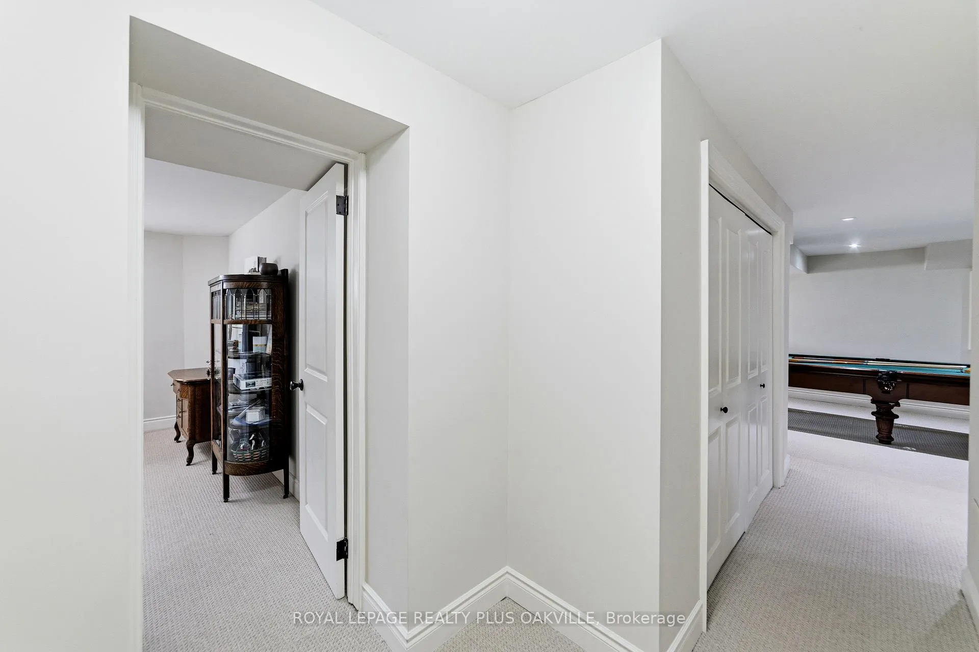 Photo 38 of 208 Mohawk Road, Oakville, Bronte — HOMEH