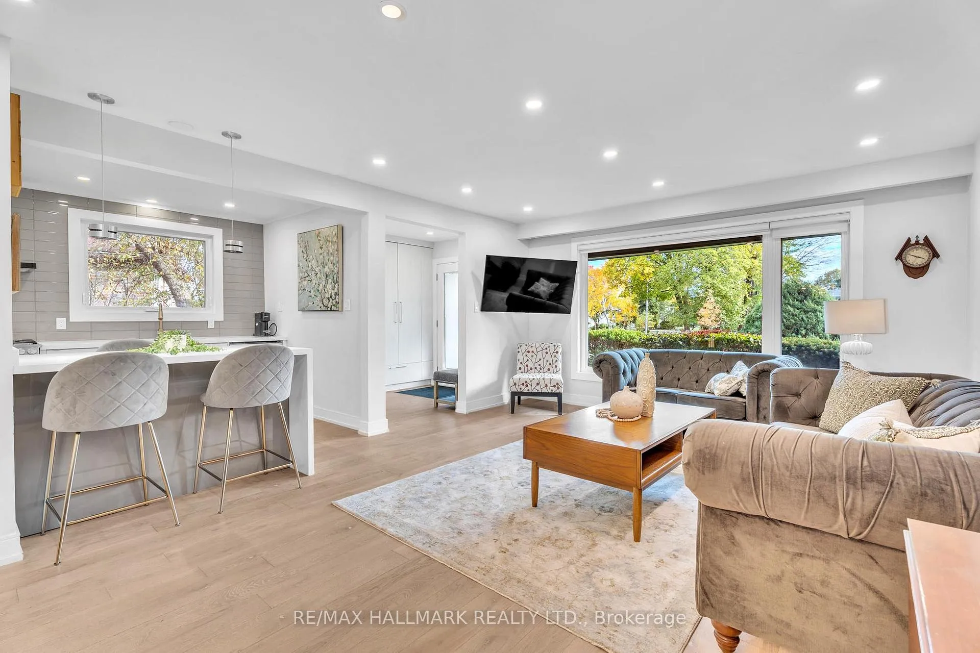 Photo 5 of 58 Normark Drive, Markham, Royal Orchard — HOMEH