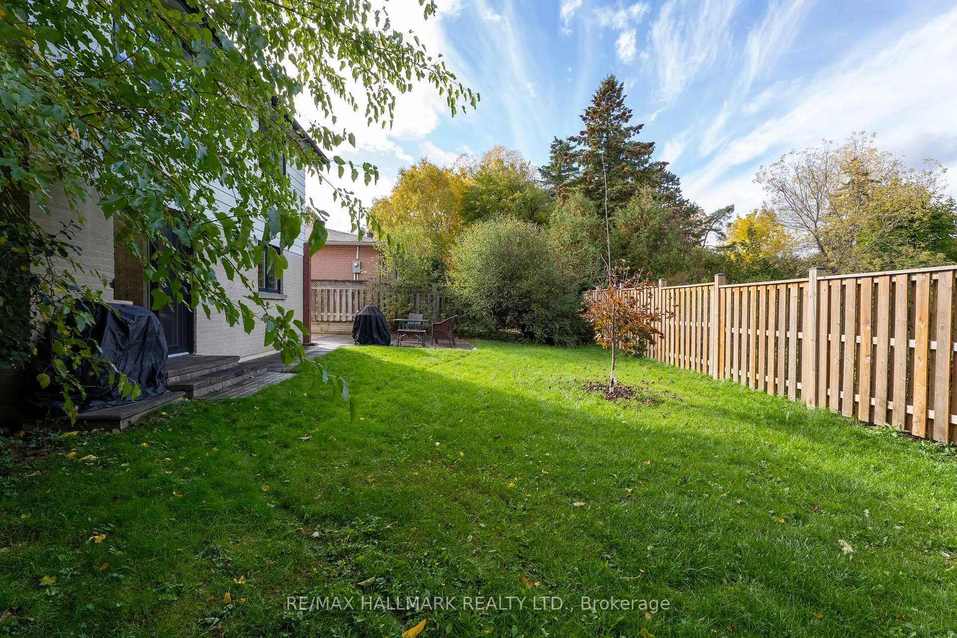 Photo 18 of 58 Normark Drive, Markham, Royal Orchard — HOMEH