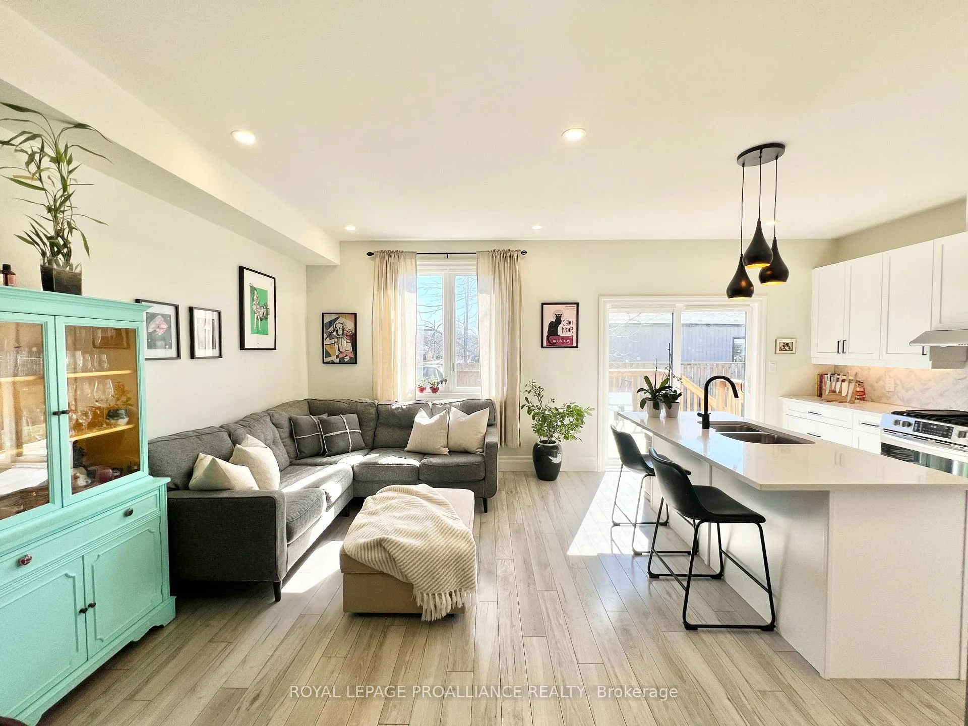 Photo 6 of 26 Curtis Street, Prince Edward County, Picton Ward — HOMEH