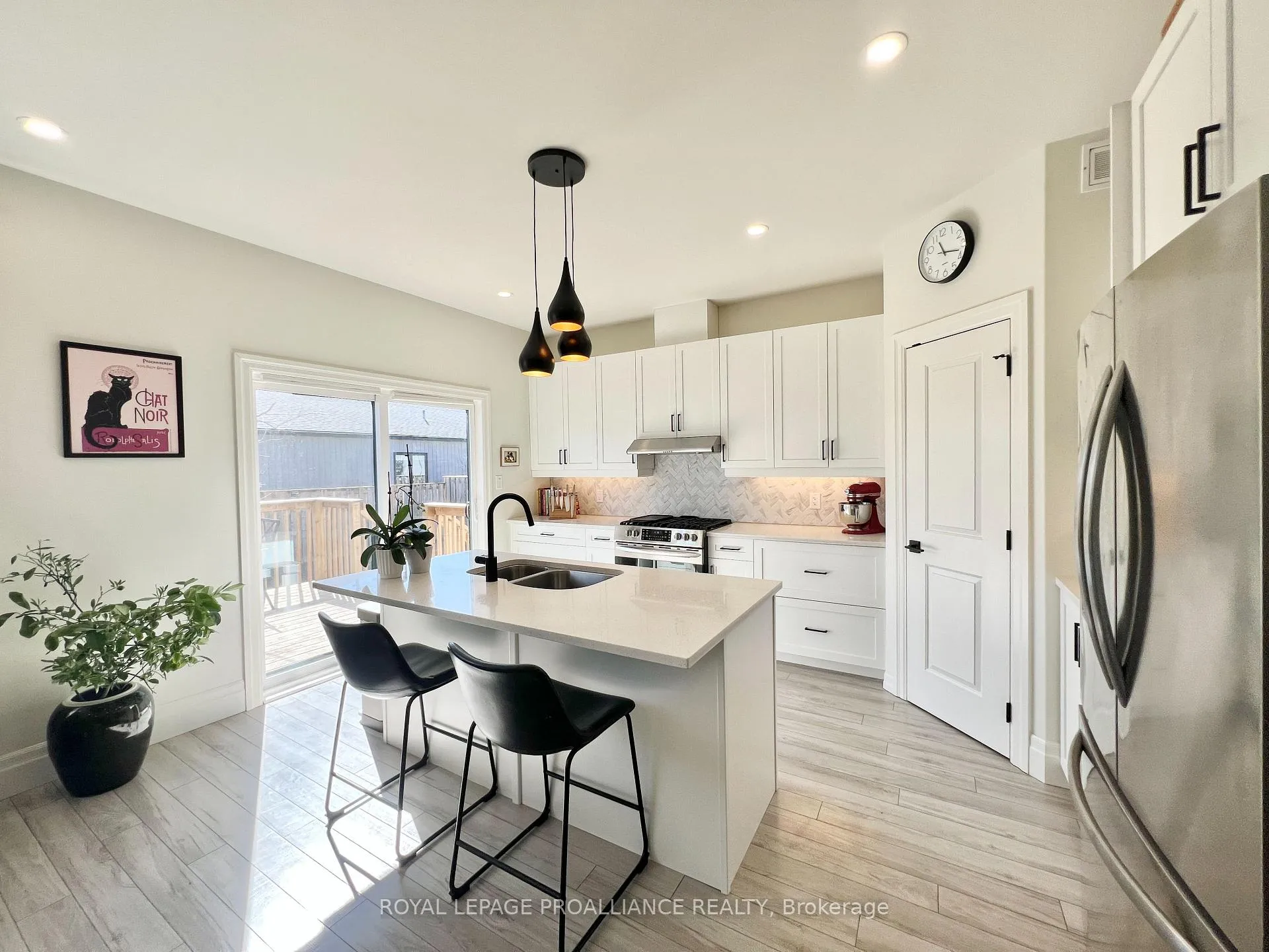 Photo 9 of 26 Curtis Street, Prince Edward County, Picton Ward — HOMEH