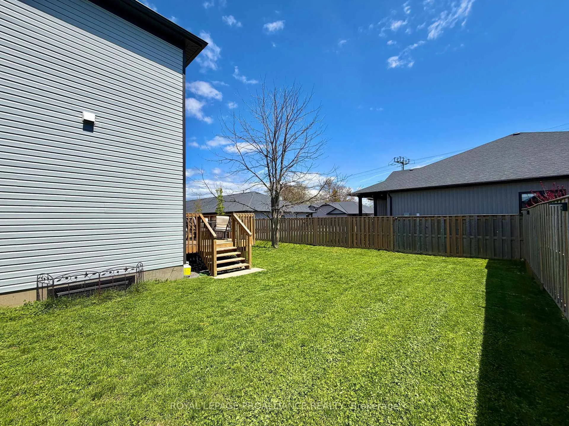 Photo 29 of 26 Curtis Street, Prince Edward County, Picton Ward — HOMEH