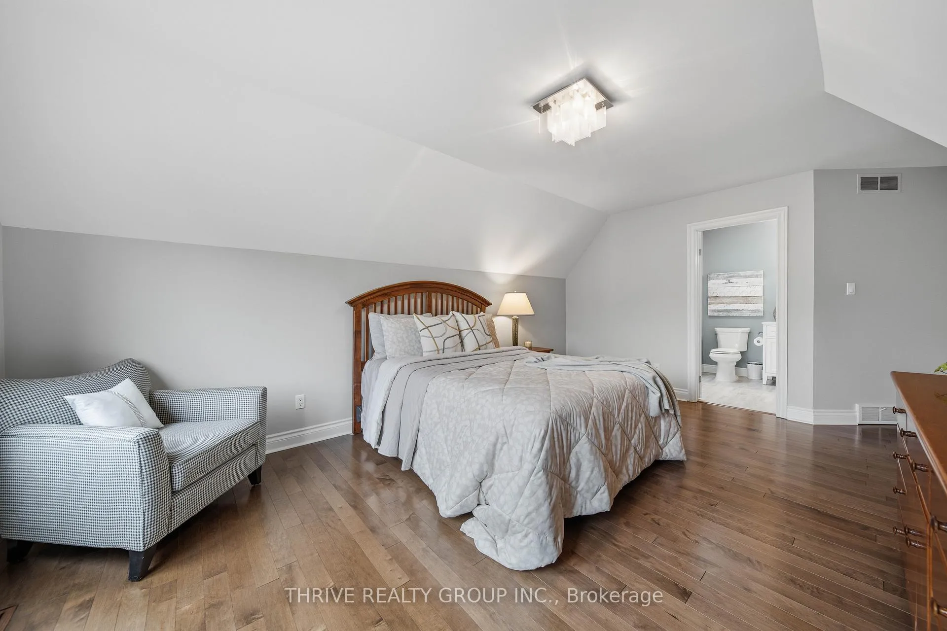Photo 34 of 96 Birchmount Street, London, South L — HOMEH