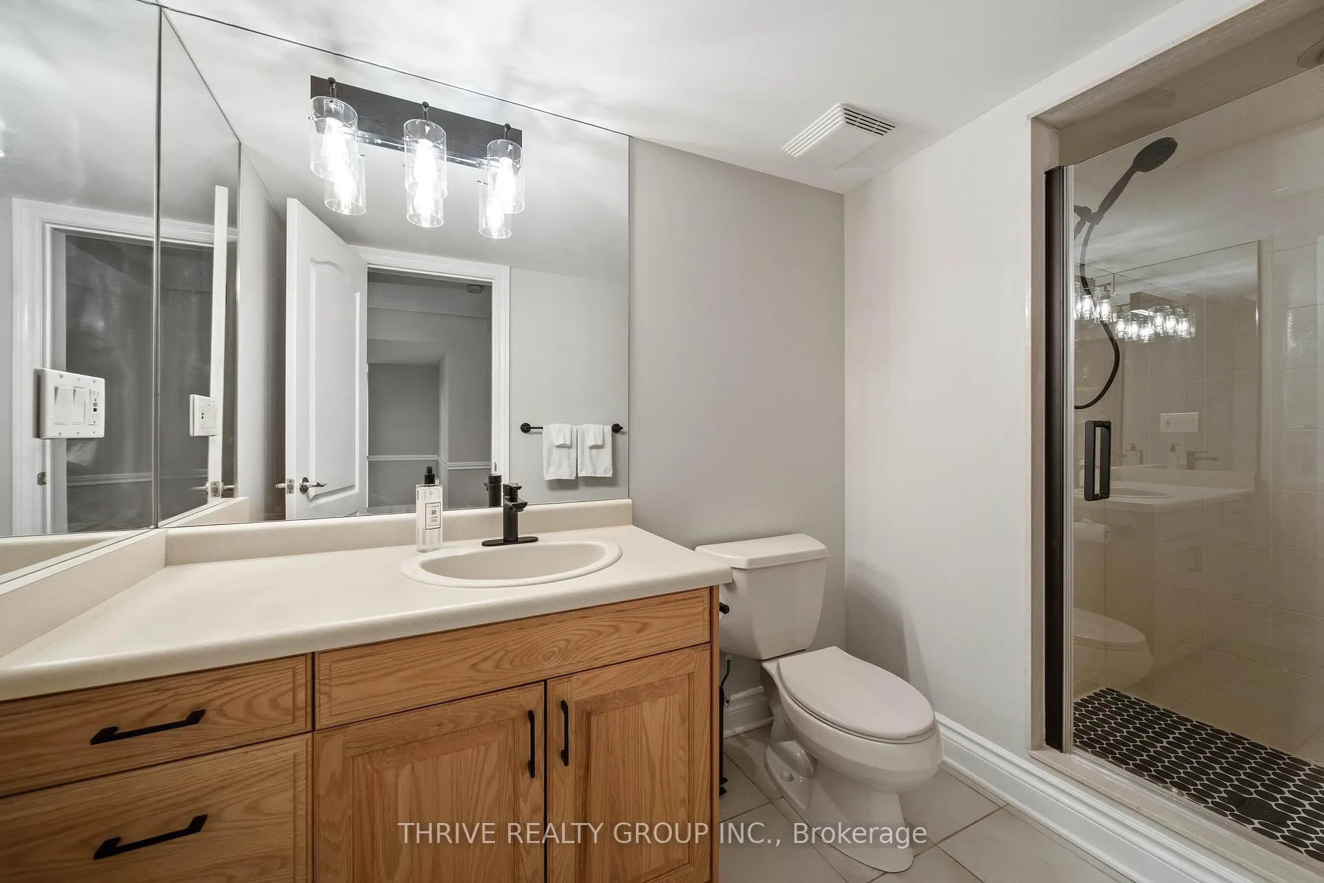 Photo 38 of 96 Birchmount Street, London, South L — HOMEH