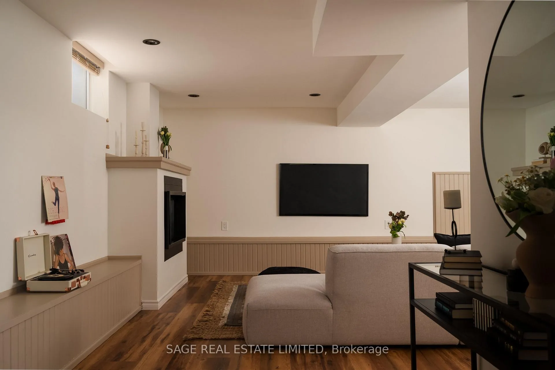 Photo 31 of 300 Westlake Avenue, Toronto, Woodbine-Lumsden — HOMEH