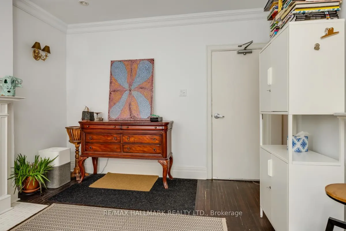 Photo 2 of Unit 2A, 483 Parkside Drive, Toronto, High Park-Swansea — HOMEH