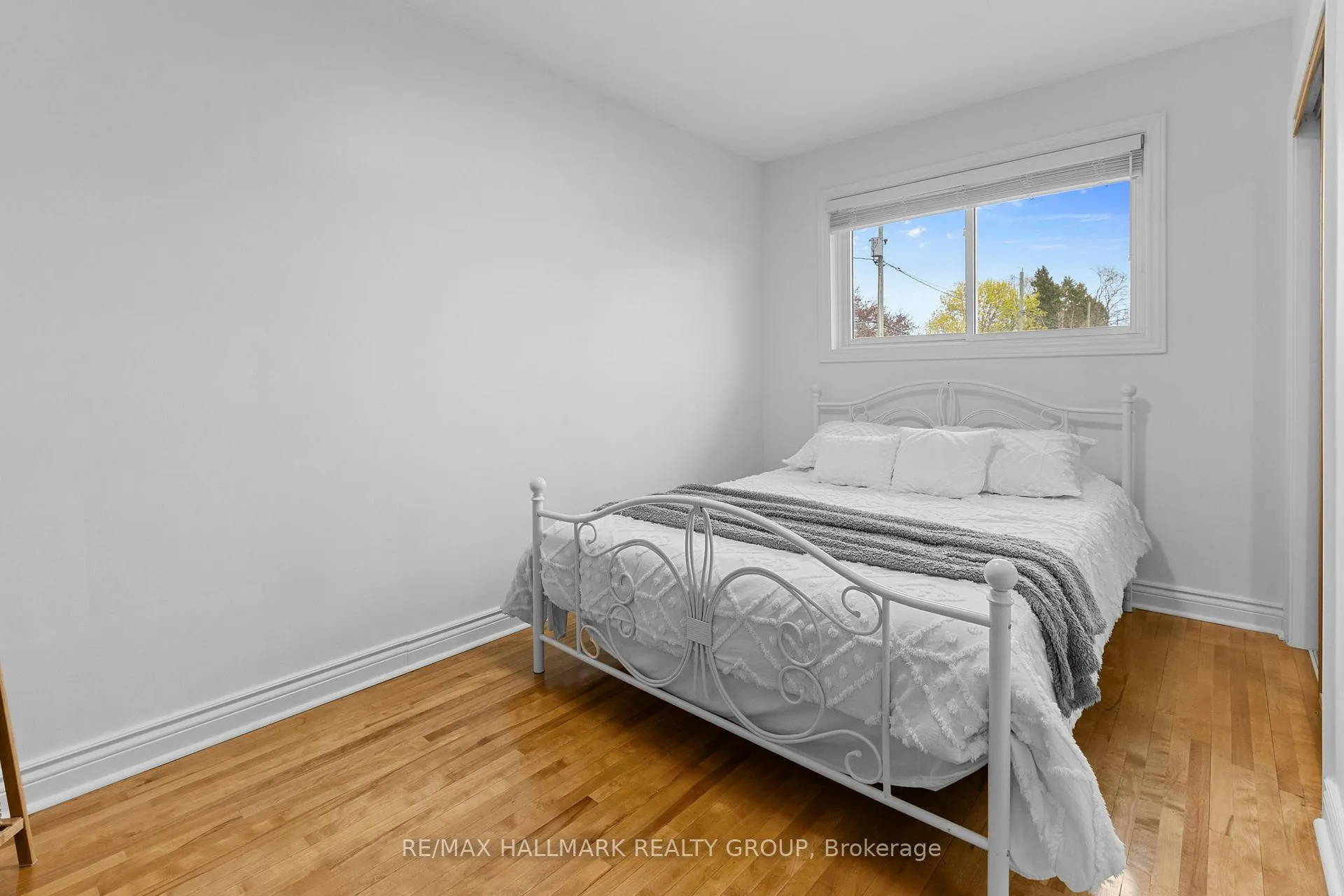 Photo 16 of 1981 Navaho Drive, Ottawa, Bel Air Heights — HOMEH