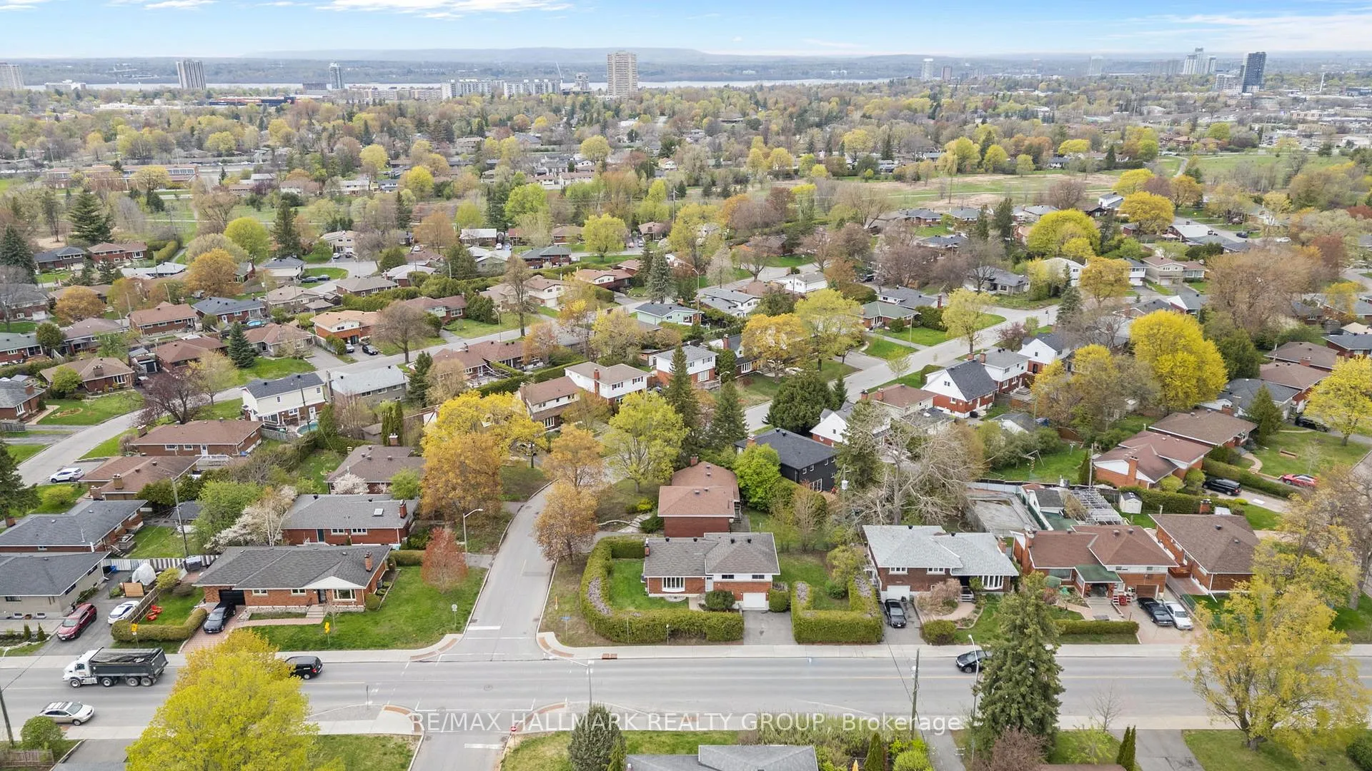 Photo 31 of 1981 Navaho Drive, Ottawa, Bel Air Heights — HOMEH