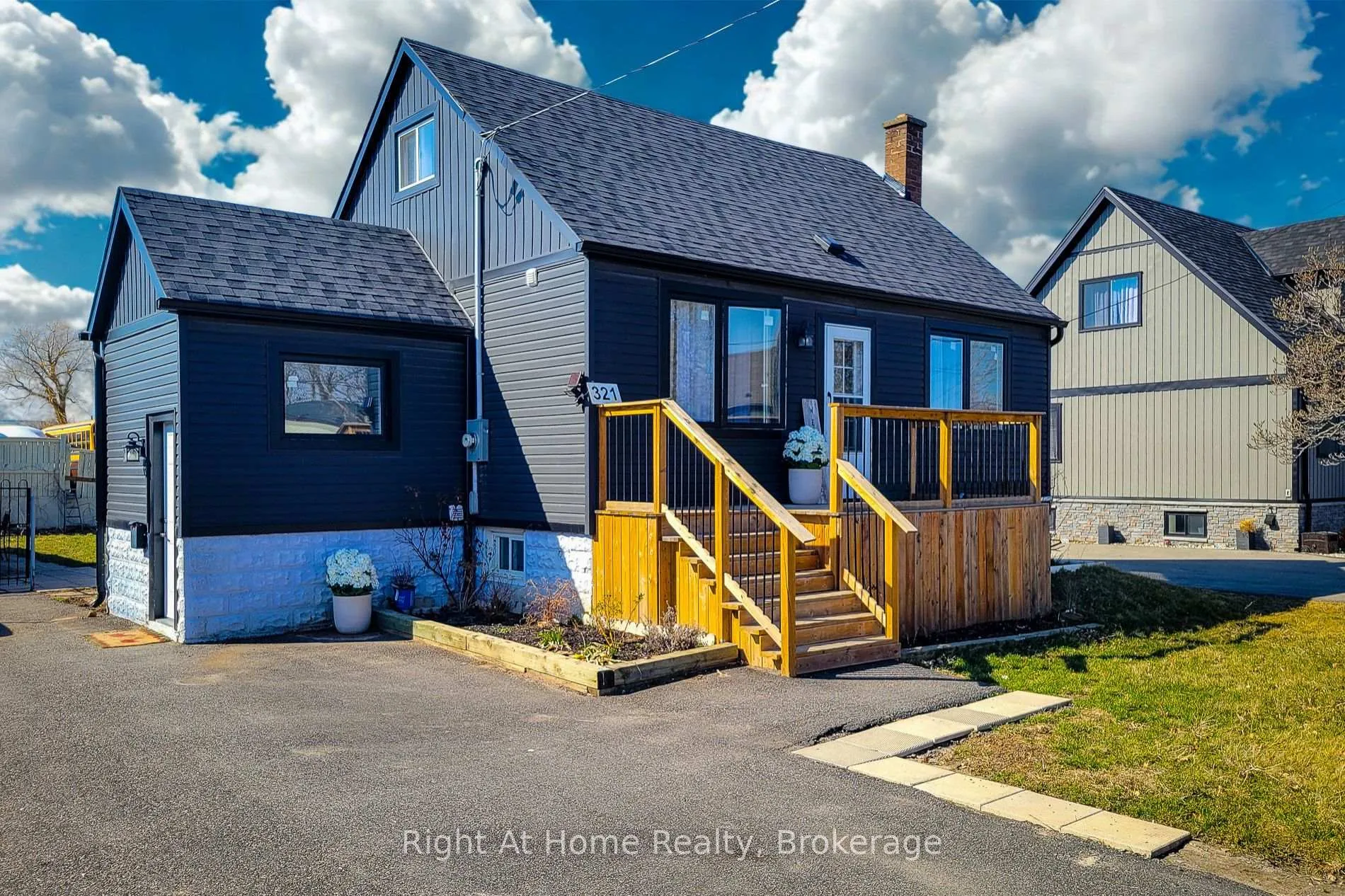 Photo 3 of 321 Dewitt Road N, Hamilton, Stoney Creek Industrial — HOMEH