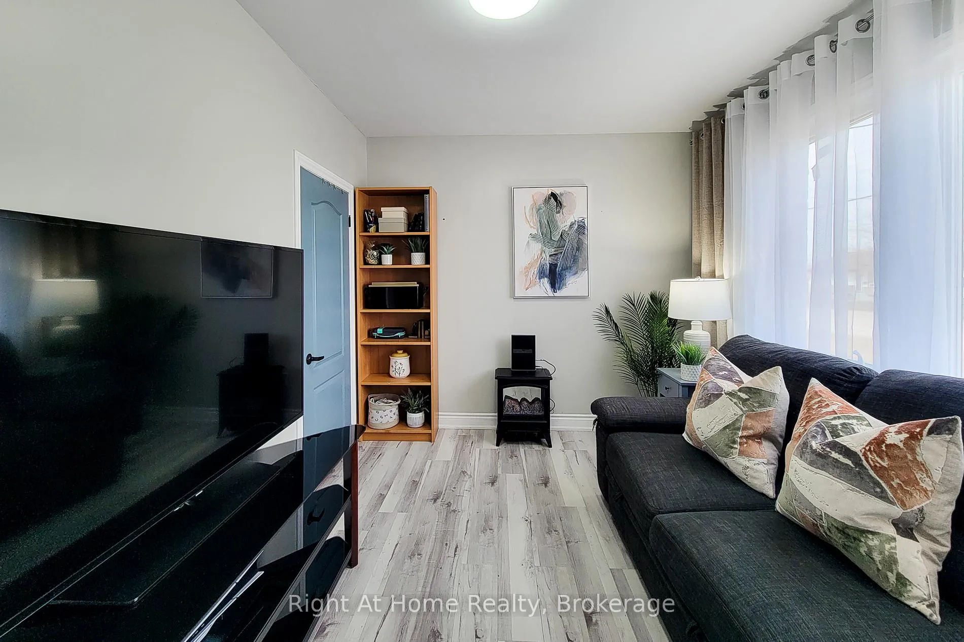 Photo 23 of 321 Dewitt Road N, Hamilton, Stoney Creek Industrial — HOMEH